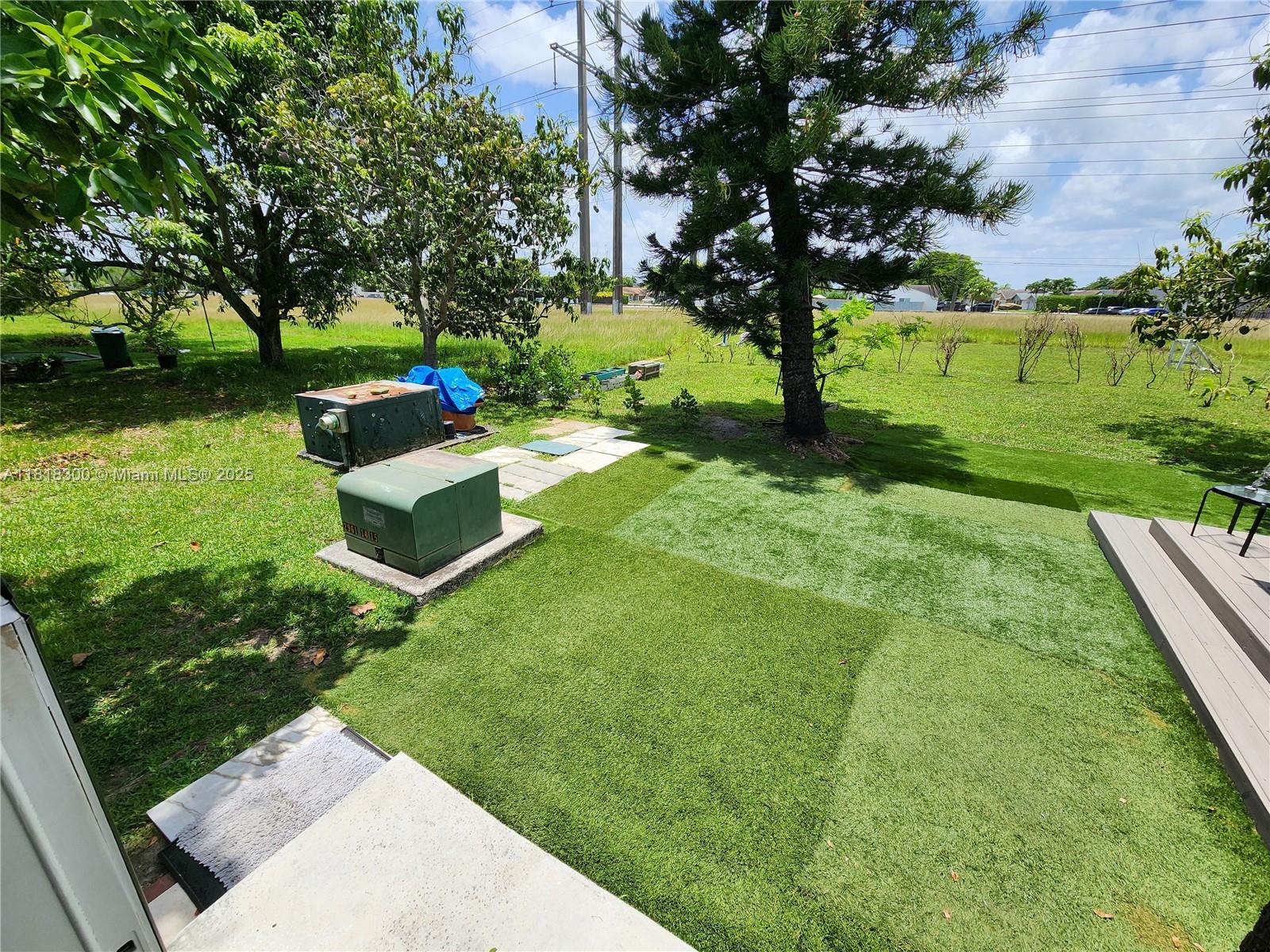 DEVON-AIRE VILLAS SEC 7 - Residential