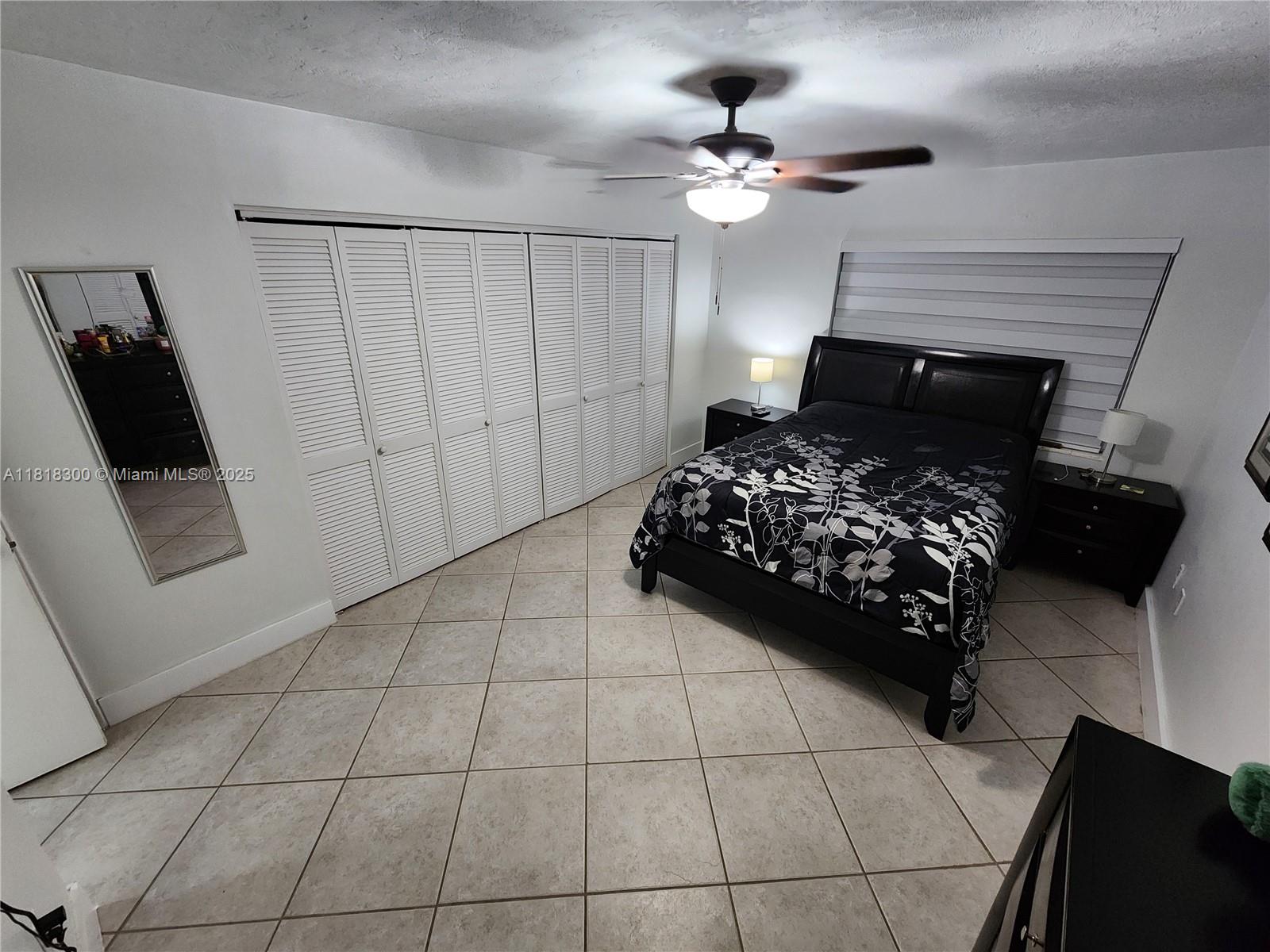 DEVON-AIRE VILLAS SEC 7 - Residential