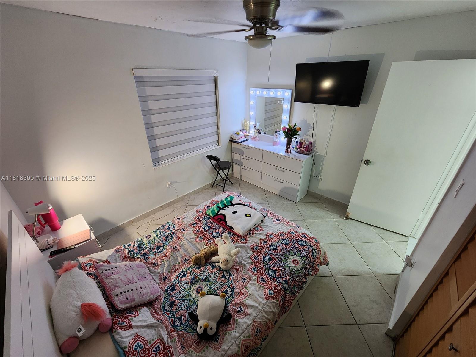 DEVON-AIRE VILLAS SEC 7 - Residential