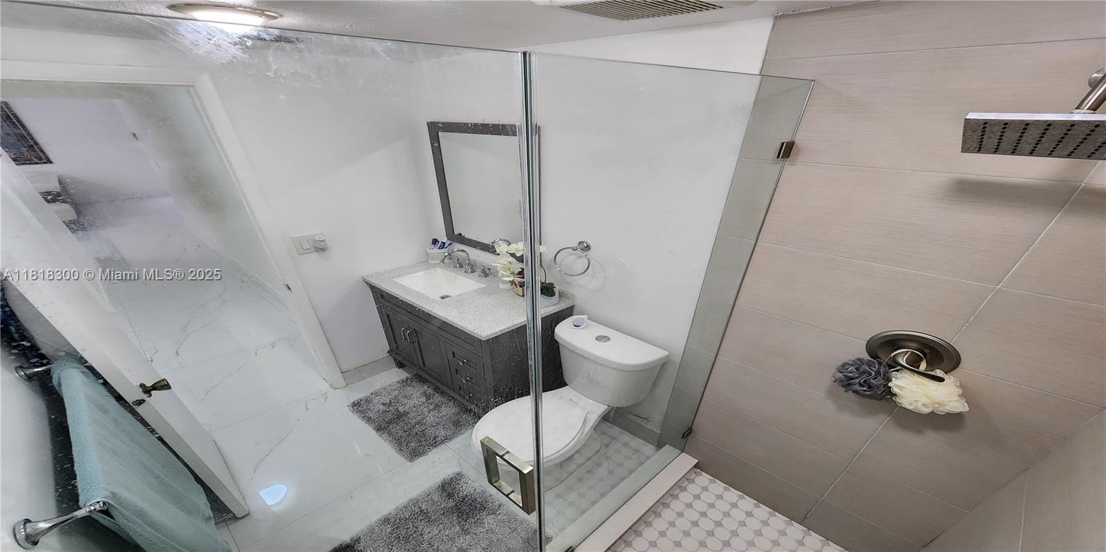 DEVON-AIRE VILLAS SEC 7 - Residential