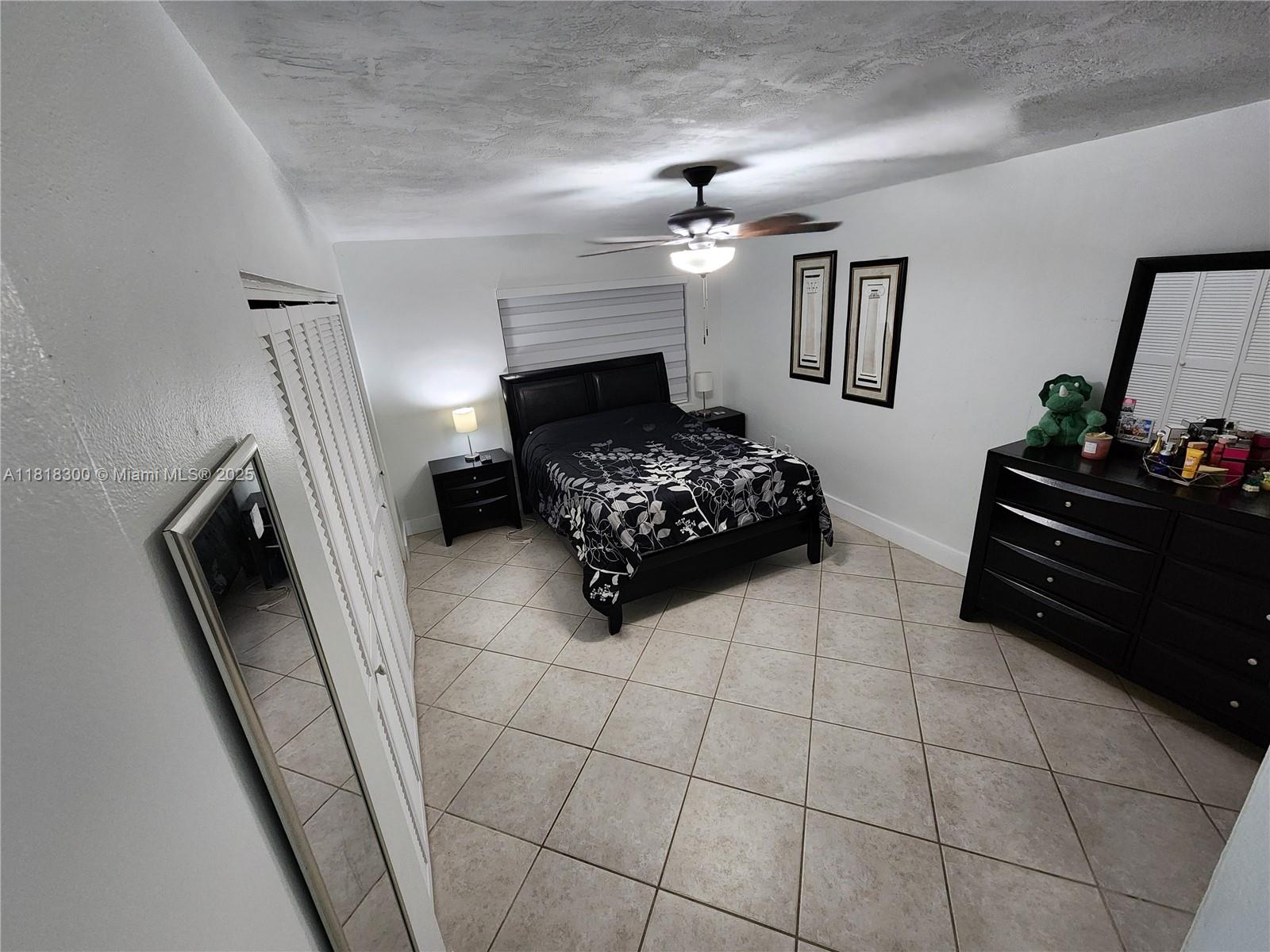 DEVON-AIRE VILLAS SEC 7 - Residential