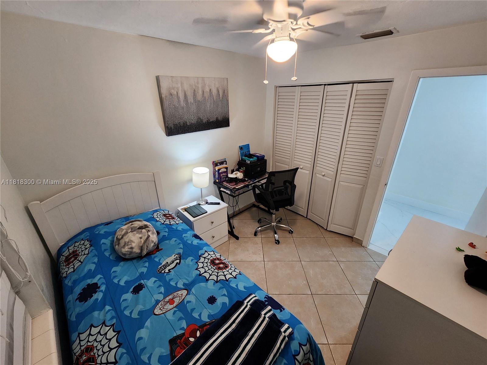 DEVON-AIRE VILLAS SEC 7 - Residential