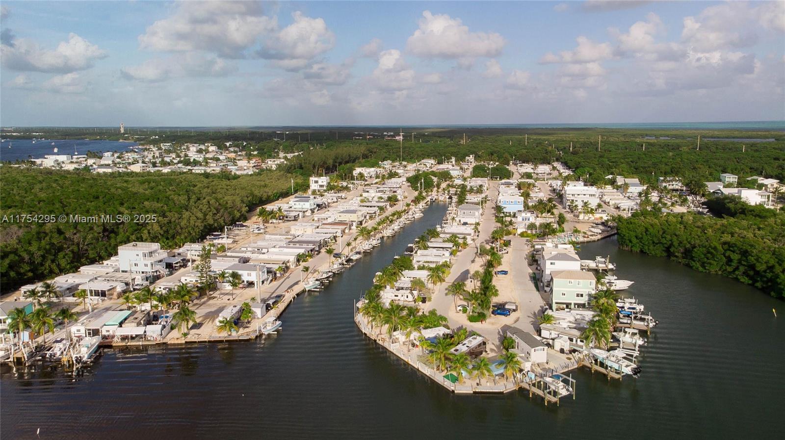 CALUSA CAMPGROUND - Land