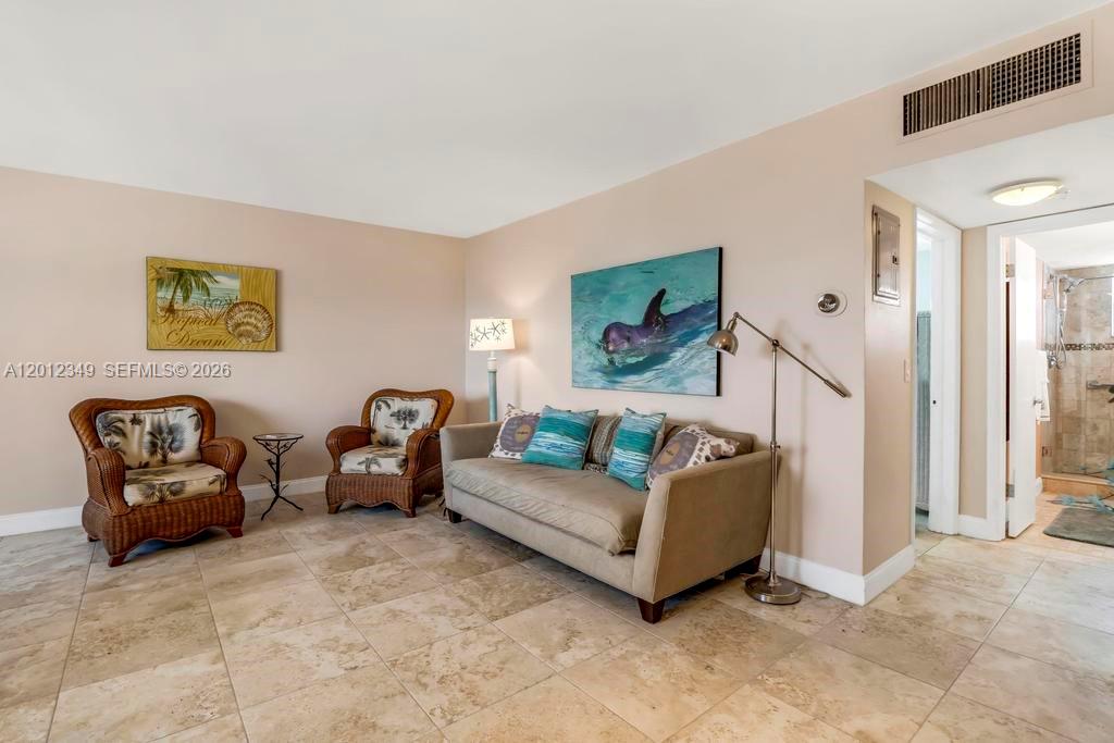 ANDORIC APTS CO-OP - Residential