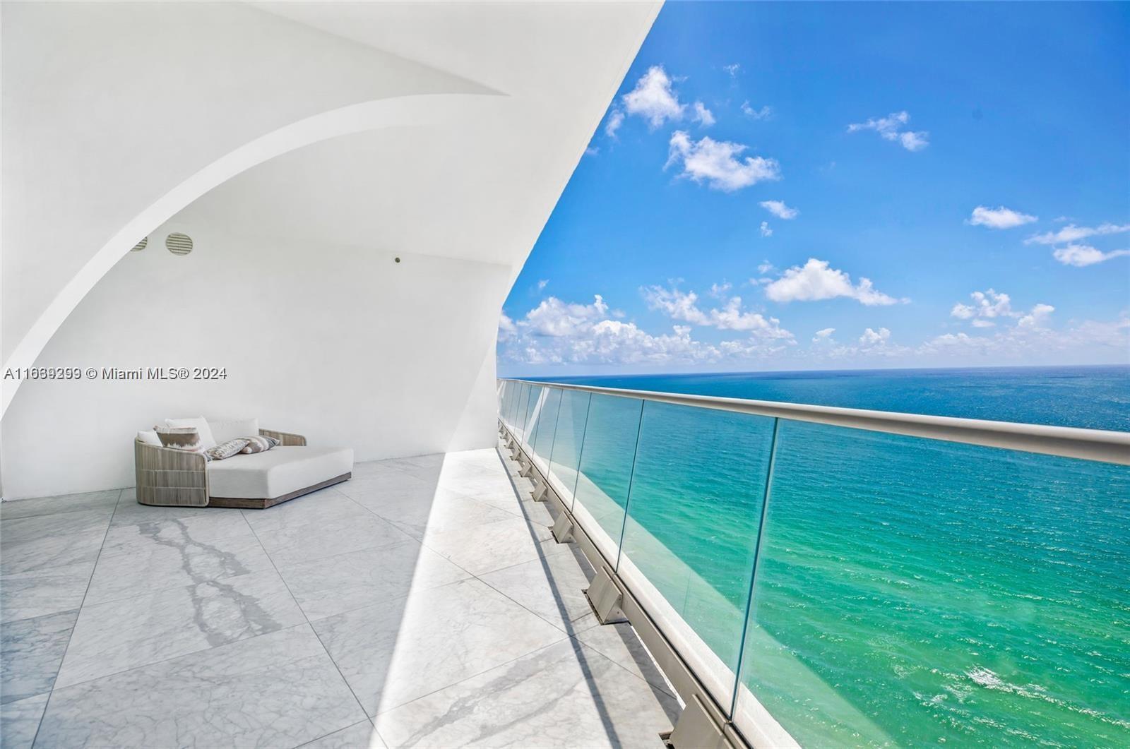 JADE SIGNATURE CONDO - Residential