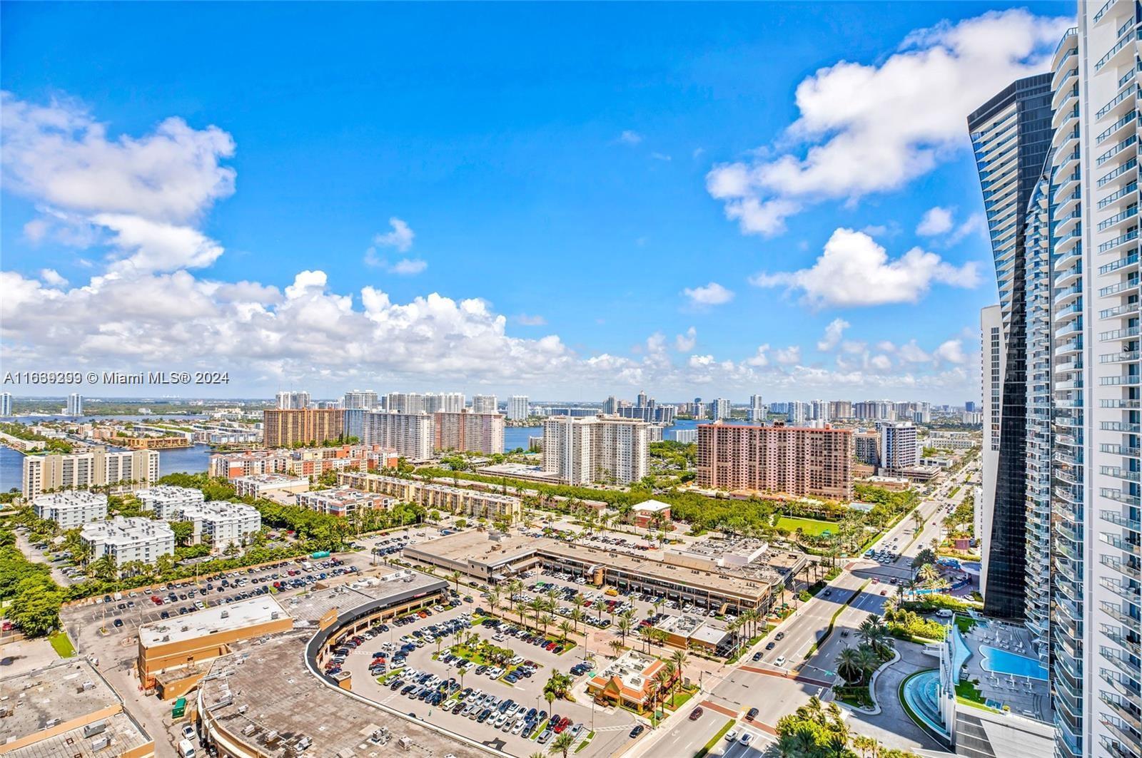 JADE SIGNATURE CONDO - Residential