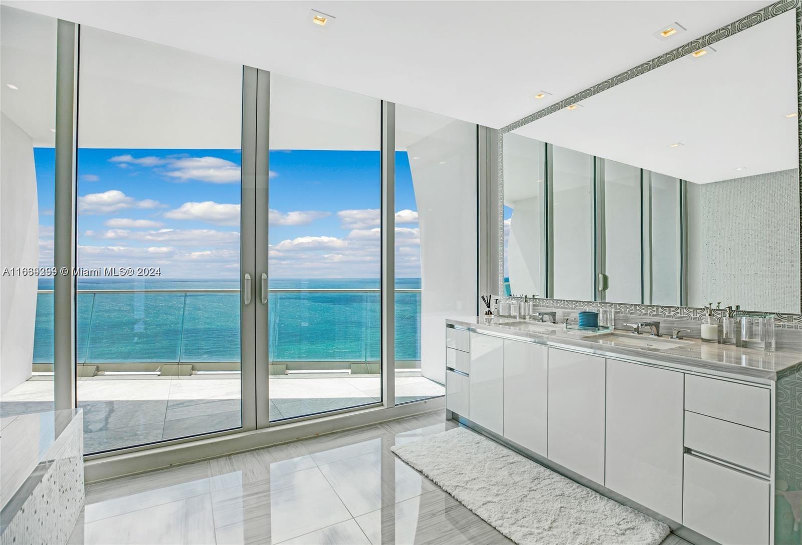 JADE SIGNATURE CONDO - Residential