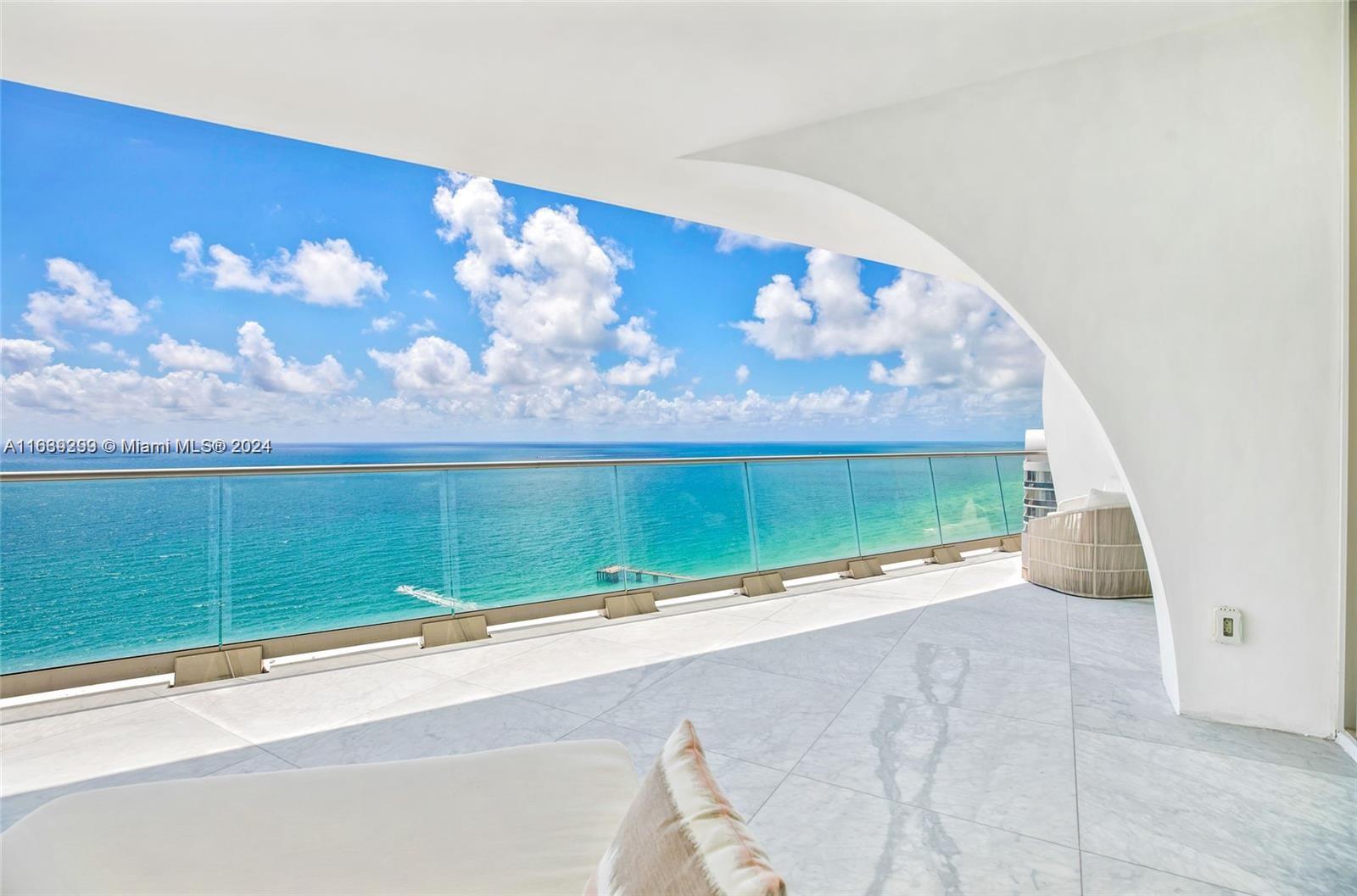 JADE SIGNATURE CONDO - Residential