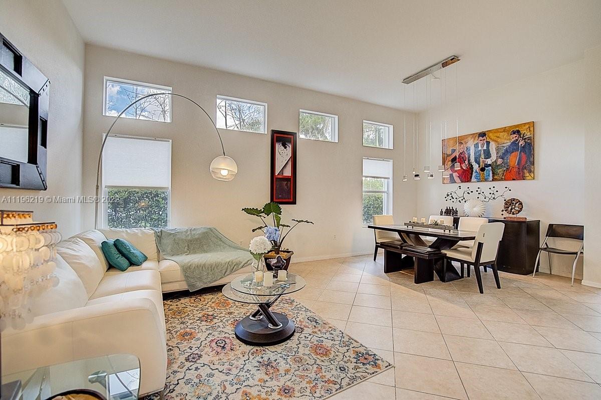 RESERVE AT HUNTINGTON 174 - Residential