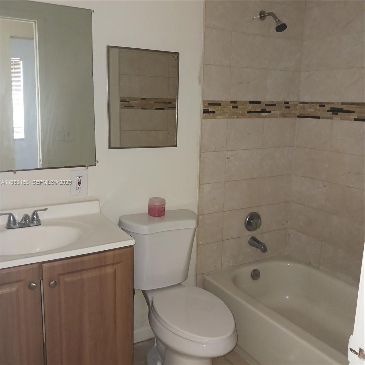 HABITAT II CONDO - Residential