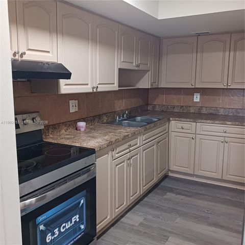 2107 NW 59th Ter 60-E Lauderhill FL 33313