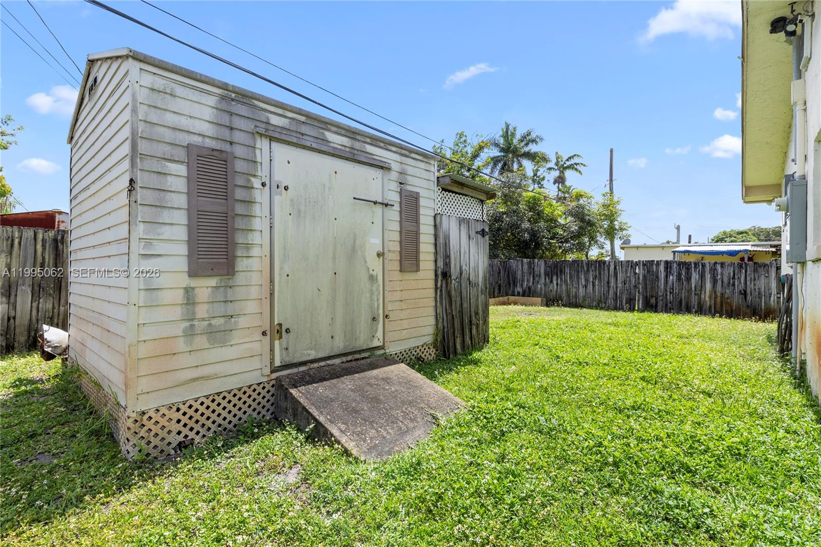 BEVERLY PARK - Residential