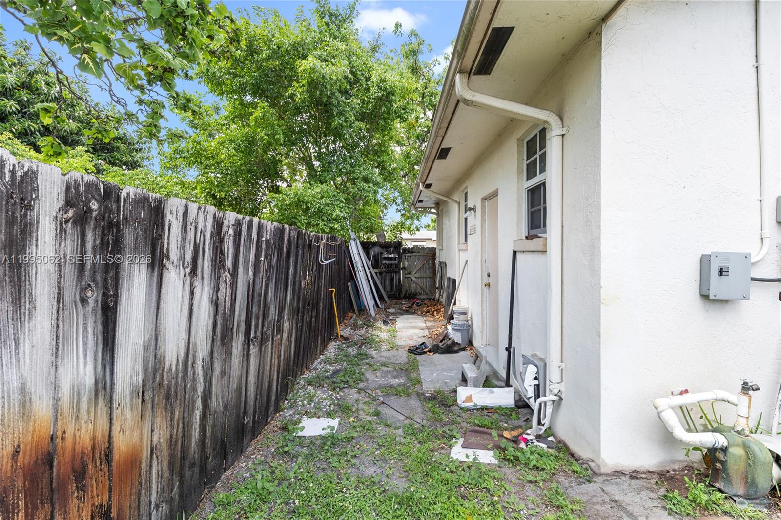 BEVERLY PARK - Residential