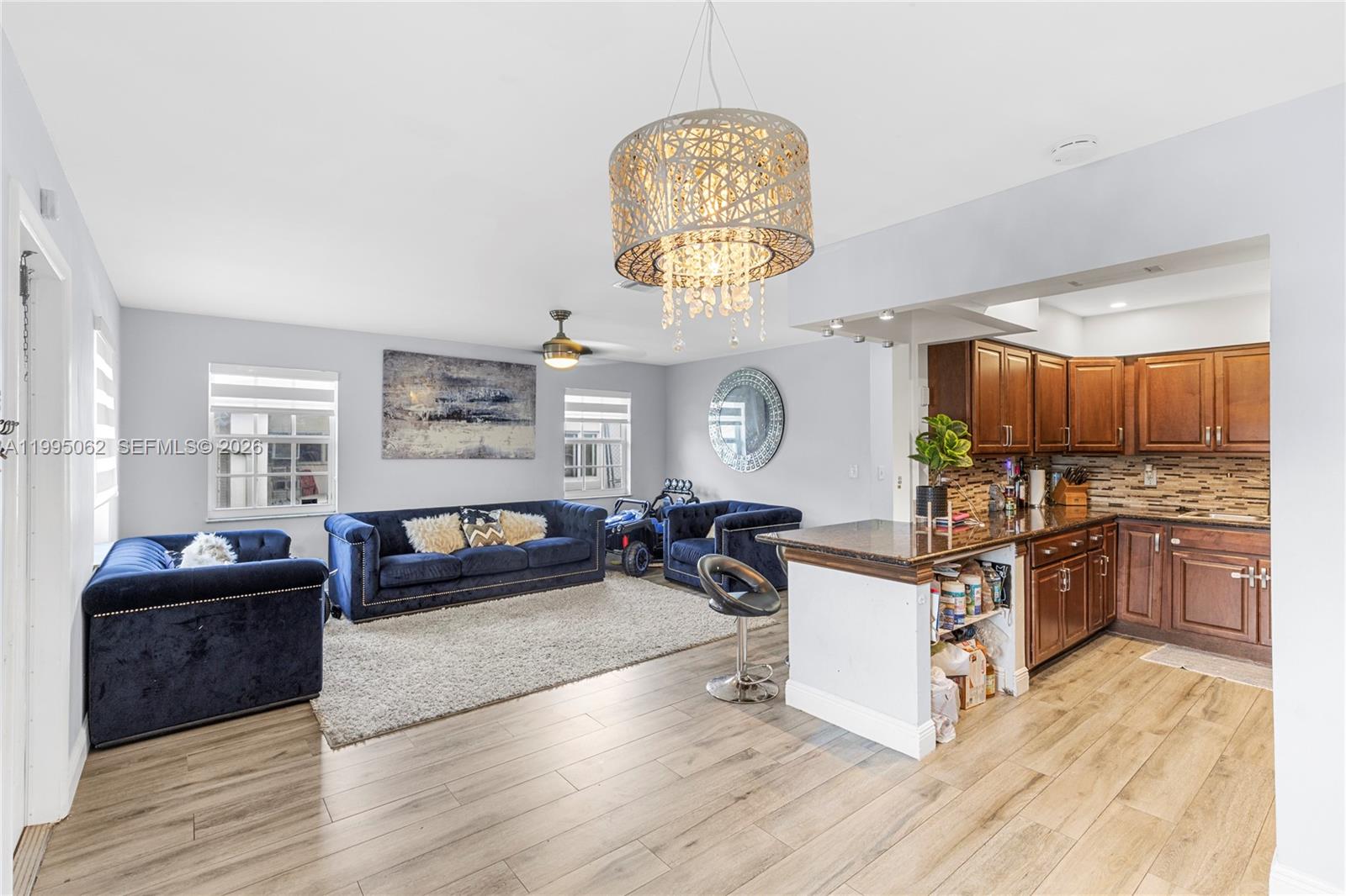 BEVERLY PARK - Residential