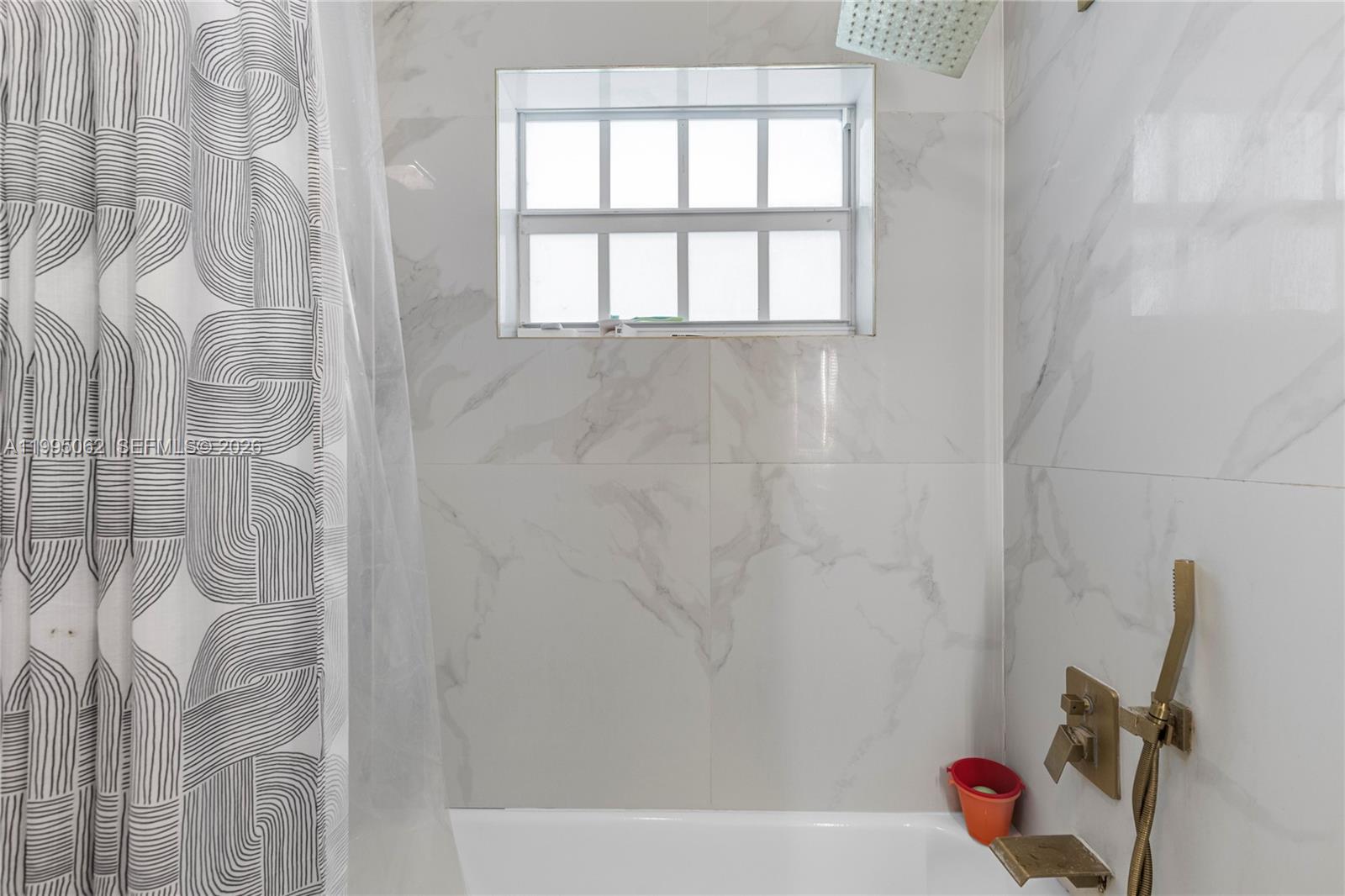 BEVERLY PARK - Residential