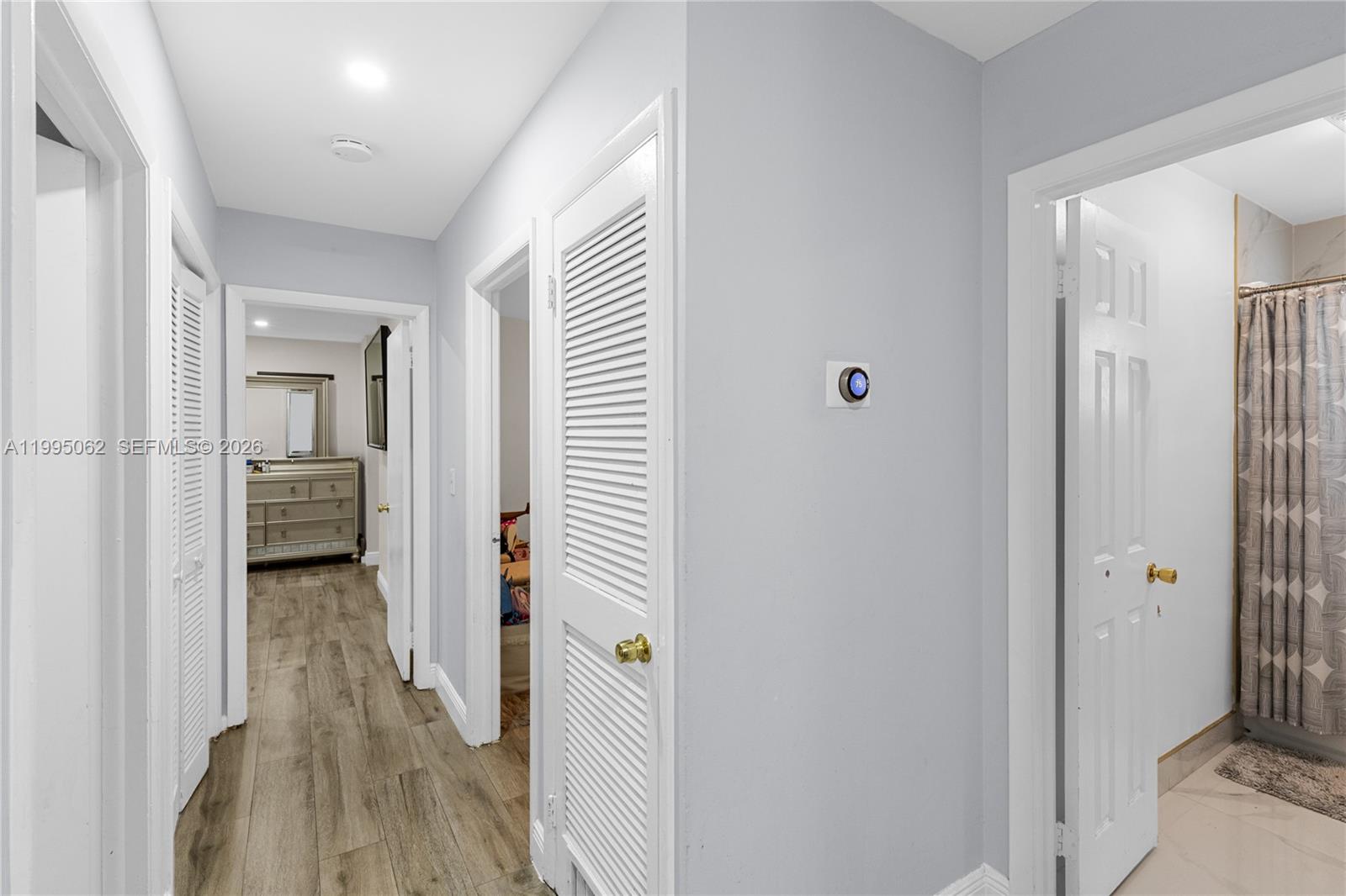 BEVERLY PARK - Residential