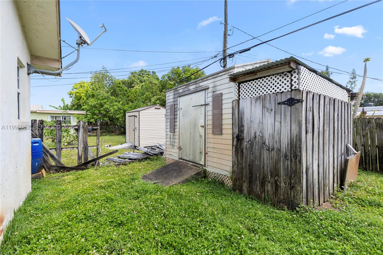 BEVERLY PARK - Residential