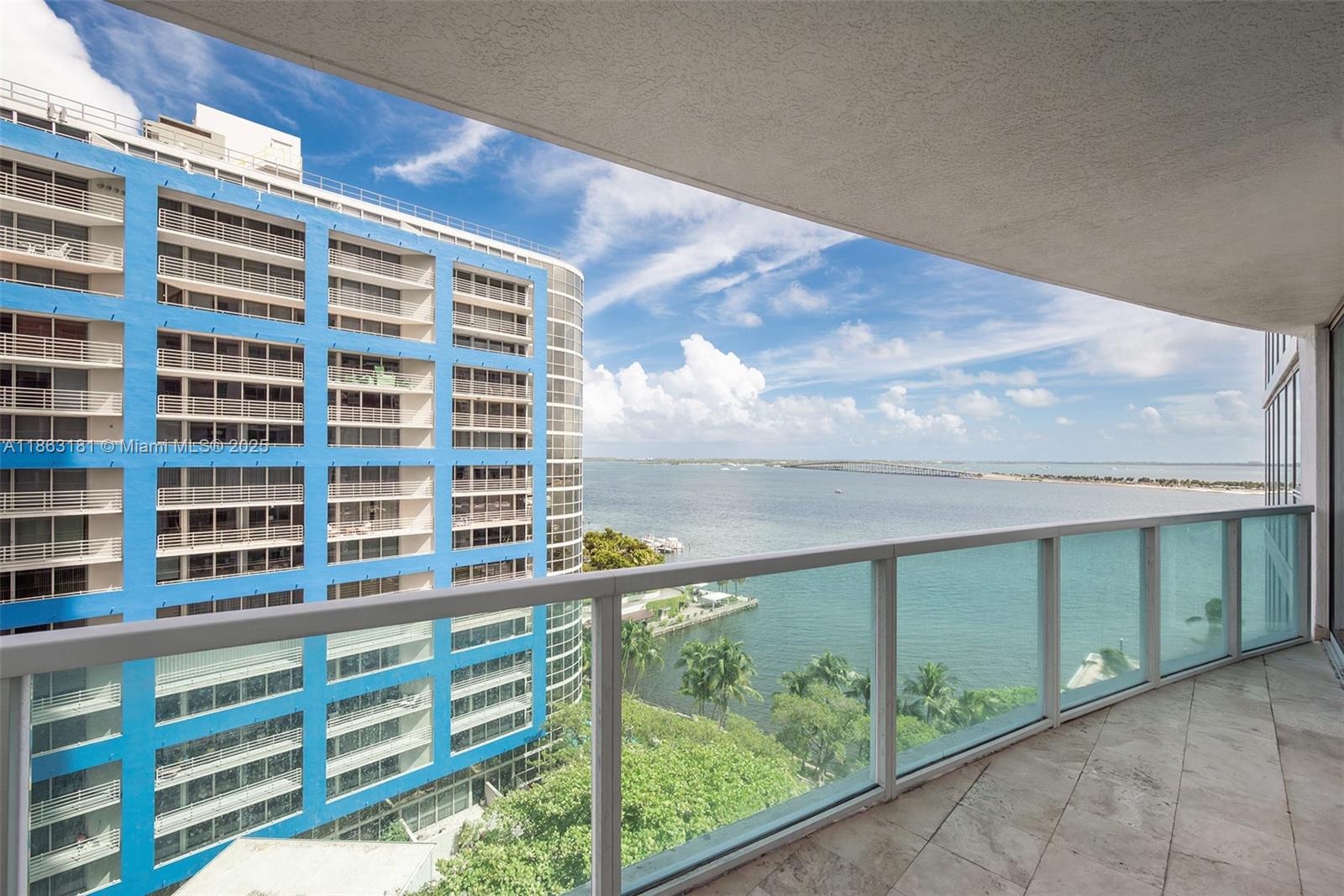 2101 Brickell Ave 905