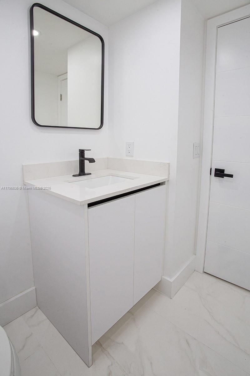 KINGSLEY AT CENTURY VILLA - Residential