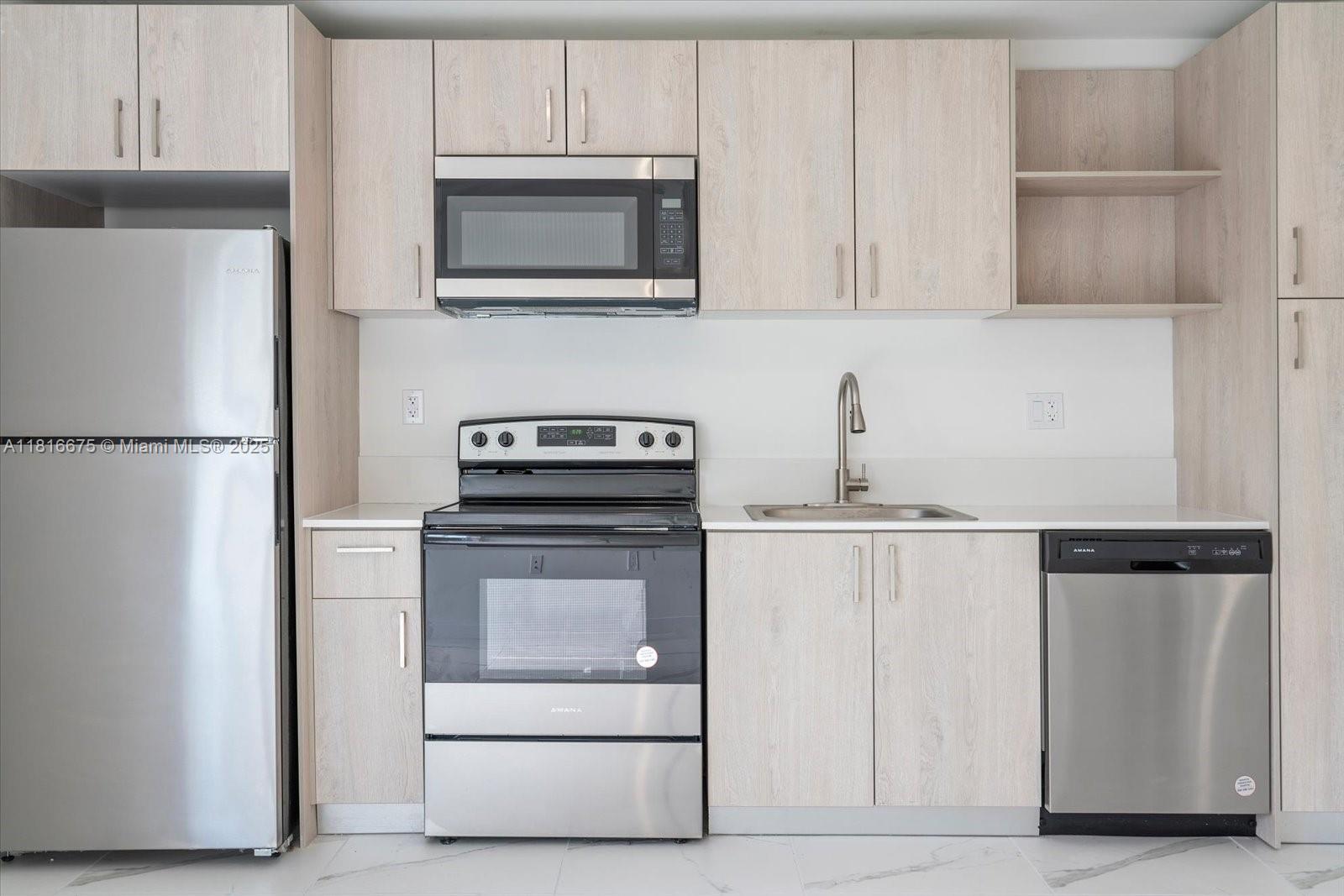 Rental Property at 420 Sw 7th Ave 301, Miami, Broward County, Florida - Bedrooms: 2 
Bathrooms: 2  - $2,830 MO.