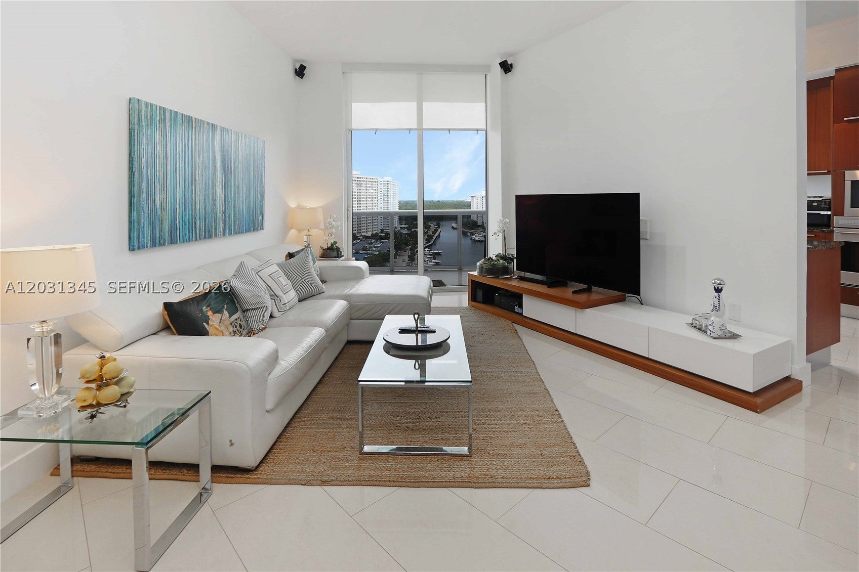 15811 Collins Ave 1105