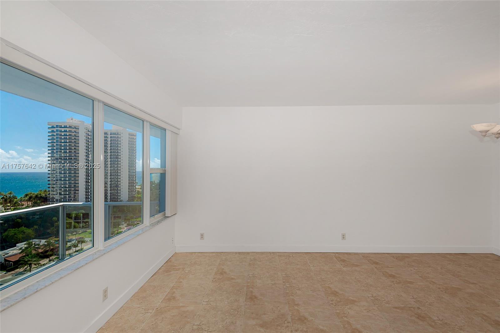 CORAL RIDGE TOWERS SOUTH - Residential