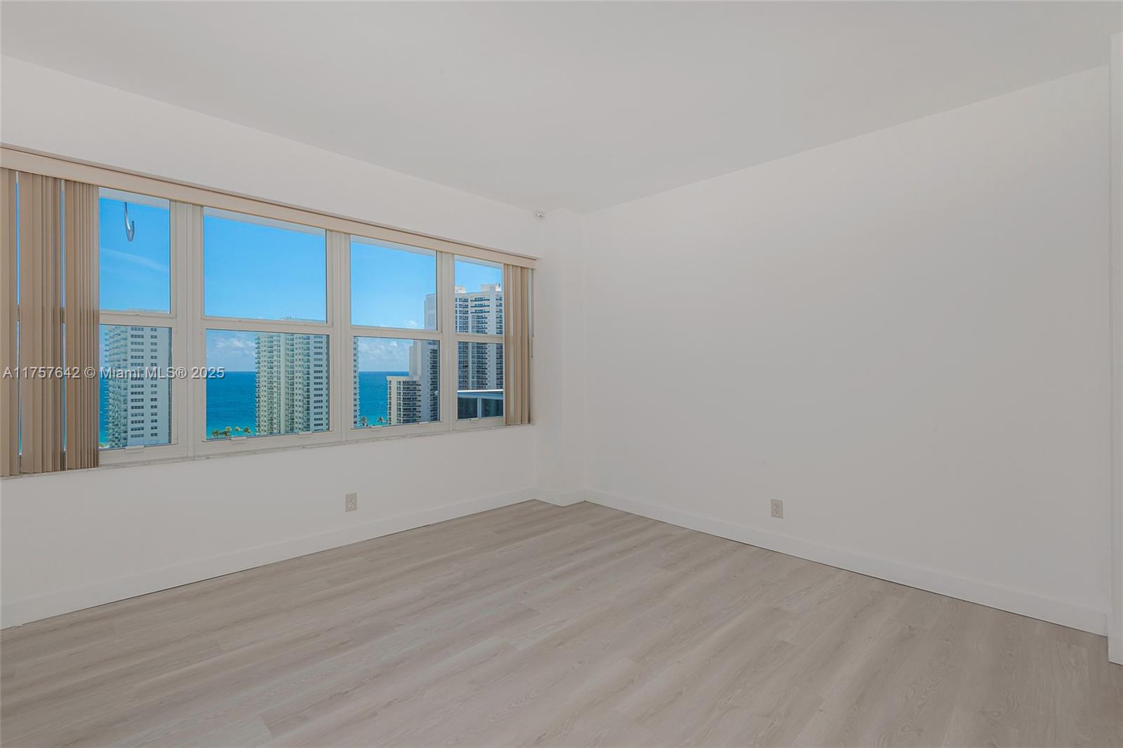 CORAL RIDGE TOWERS SOUTH - Residential