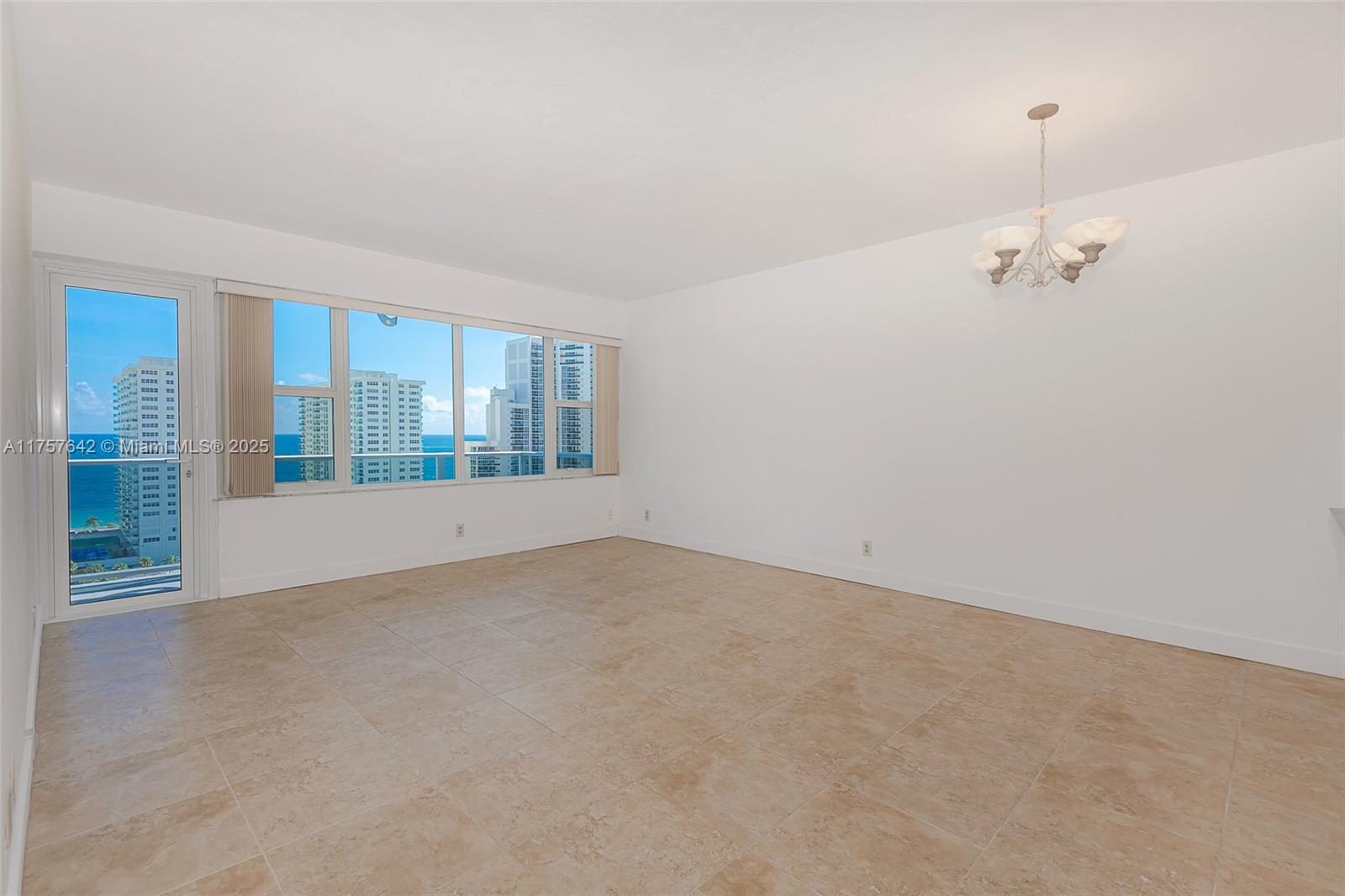 3333 NE 34th St 1714