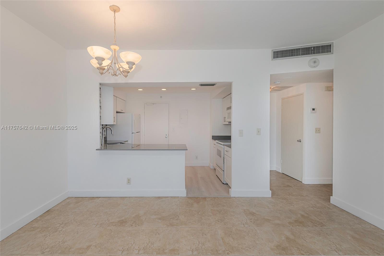 CORAL RIDGE TOWERS SOUTH - Residential