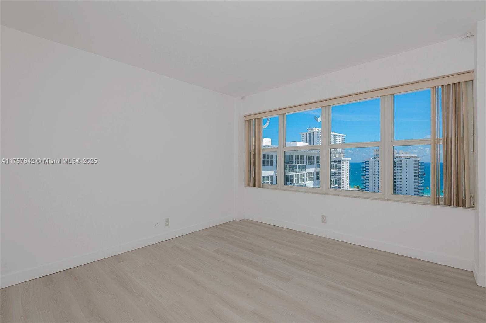 CORAL RIDGE TOWERS SOUTH - Residential