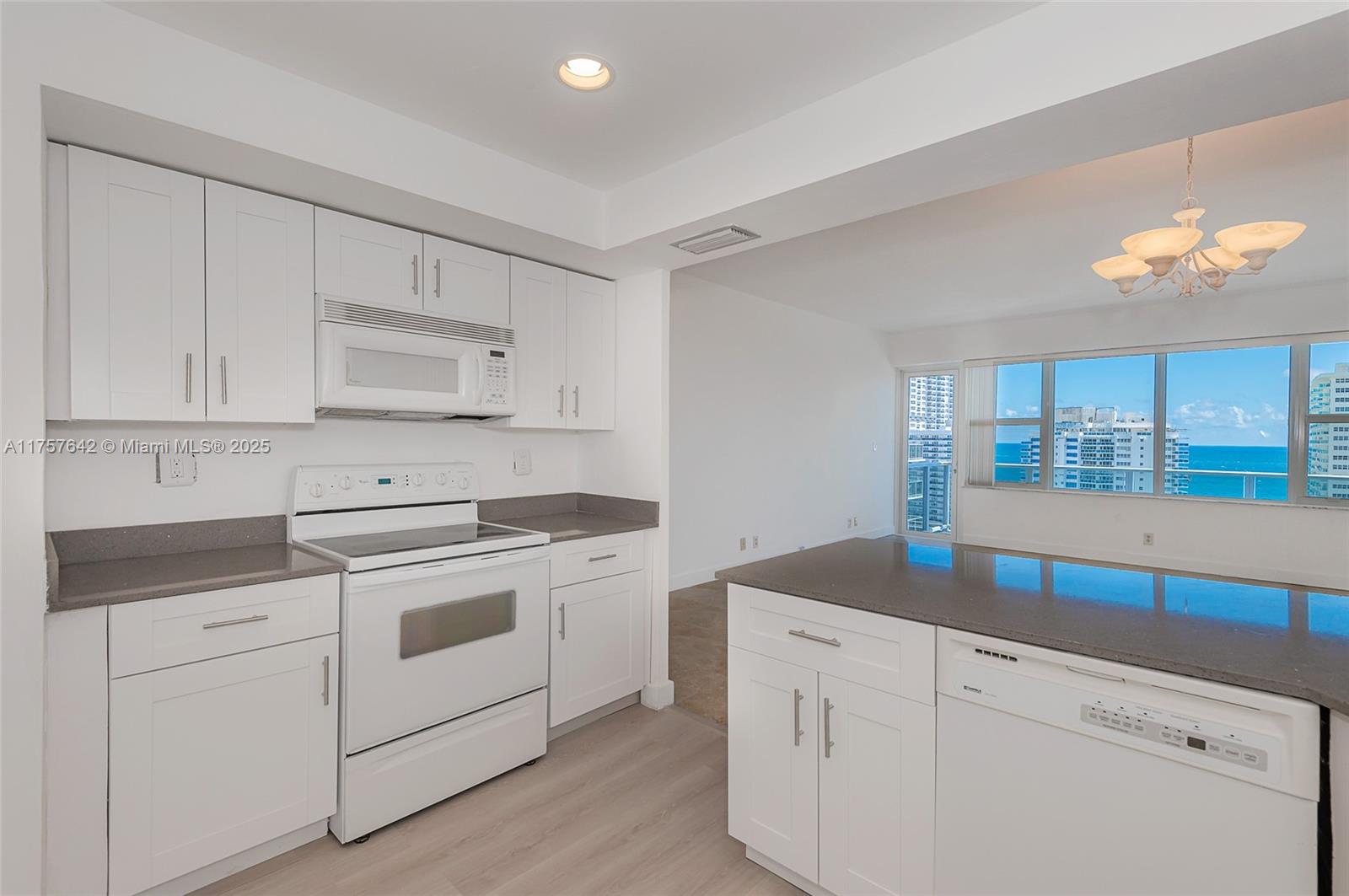 CORAL RIDGE TOWERS SOUTH - Residential