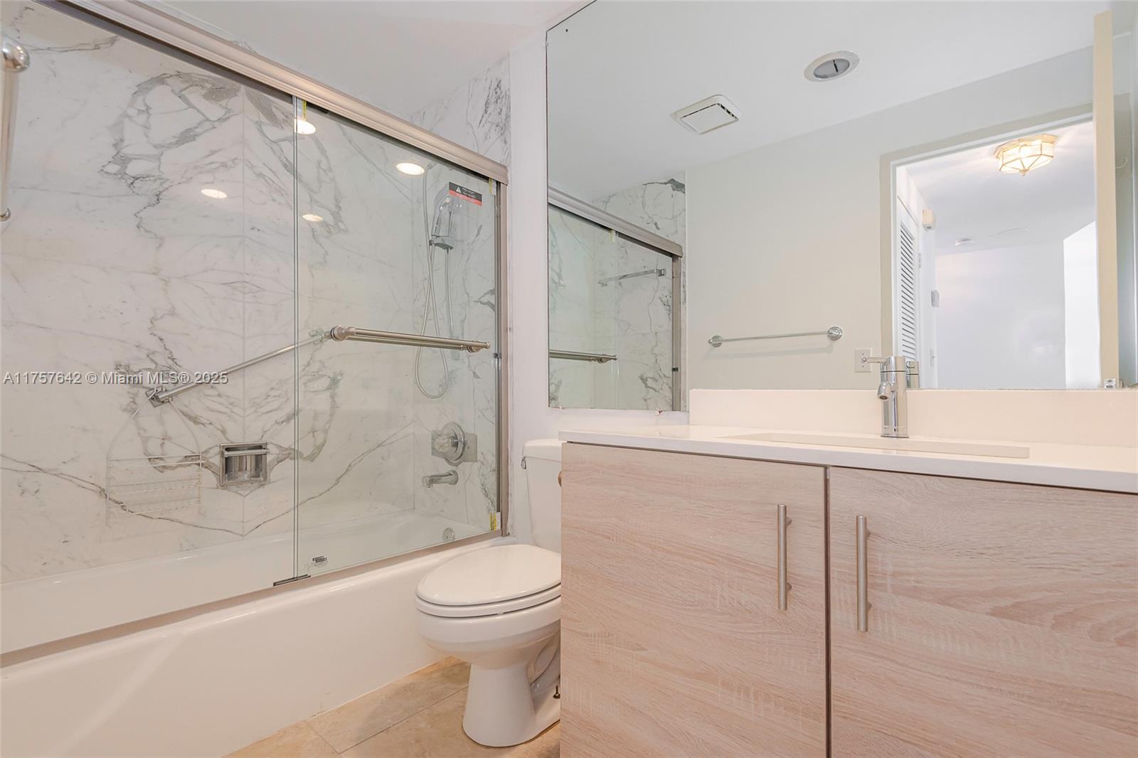 CORAL RIDGE TOWERS SOUTH - Residential