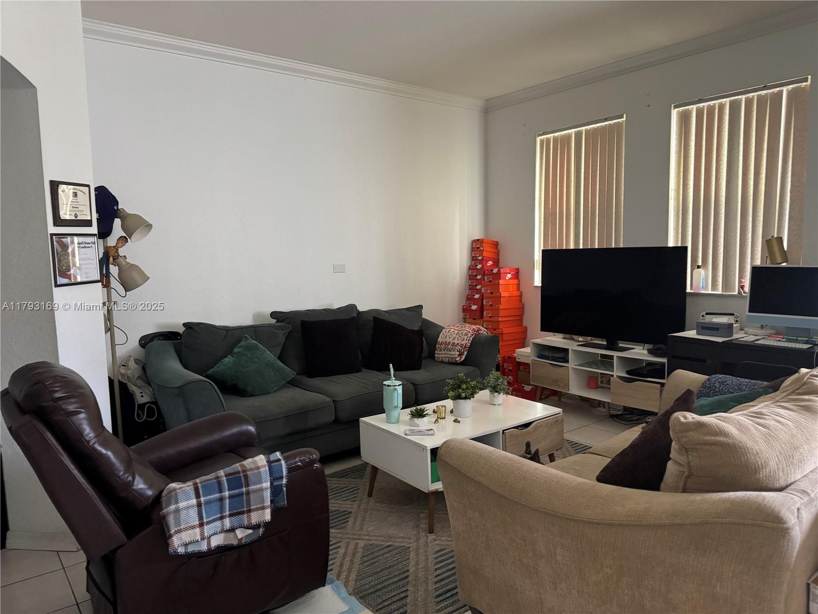 8838 W Flagler St 202