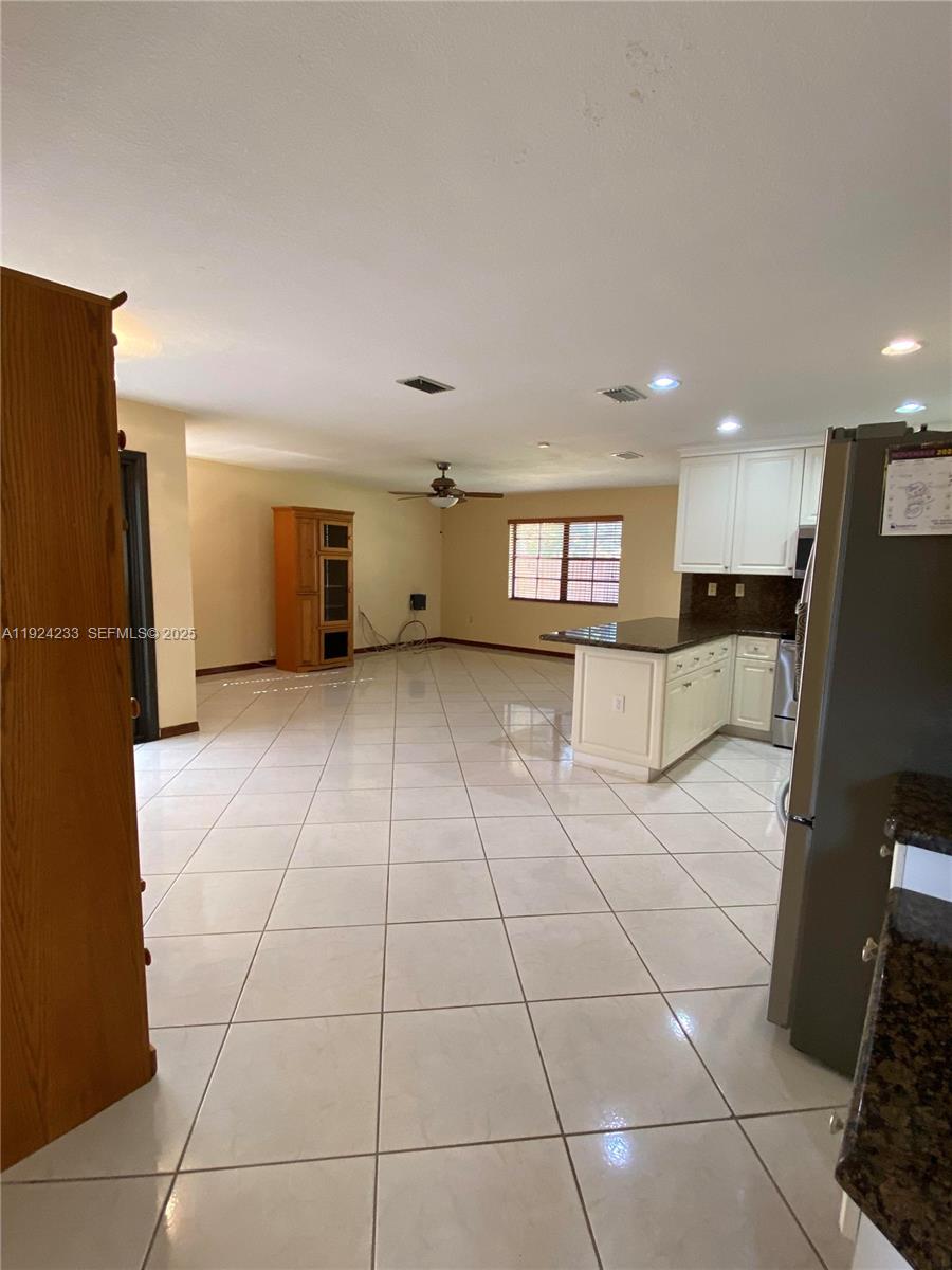 THE MANSIONS 1ST ADDN - Residential