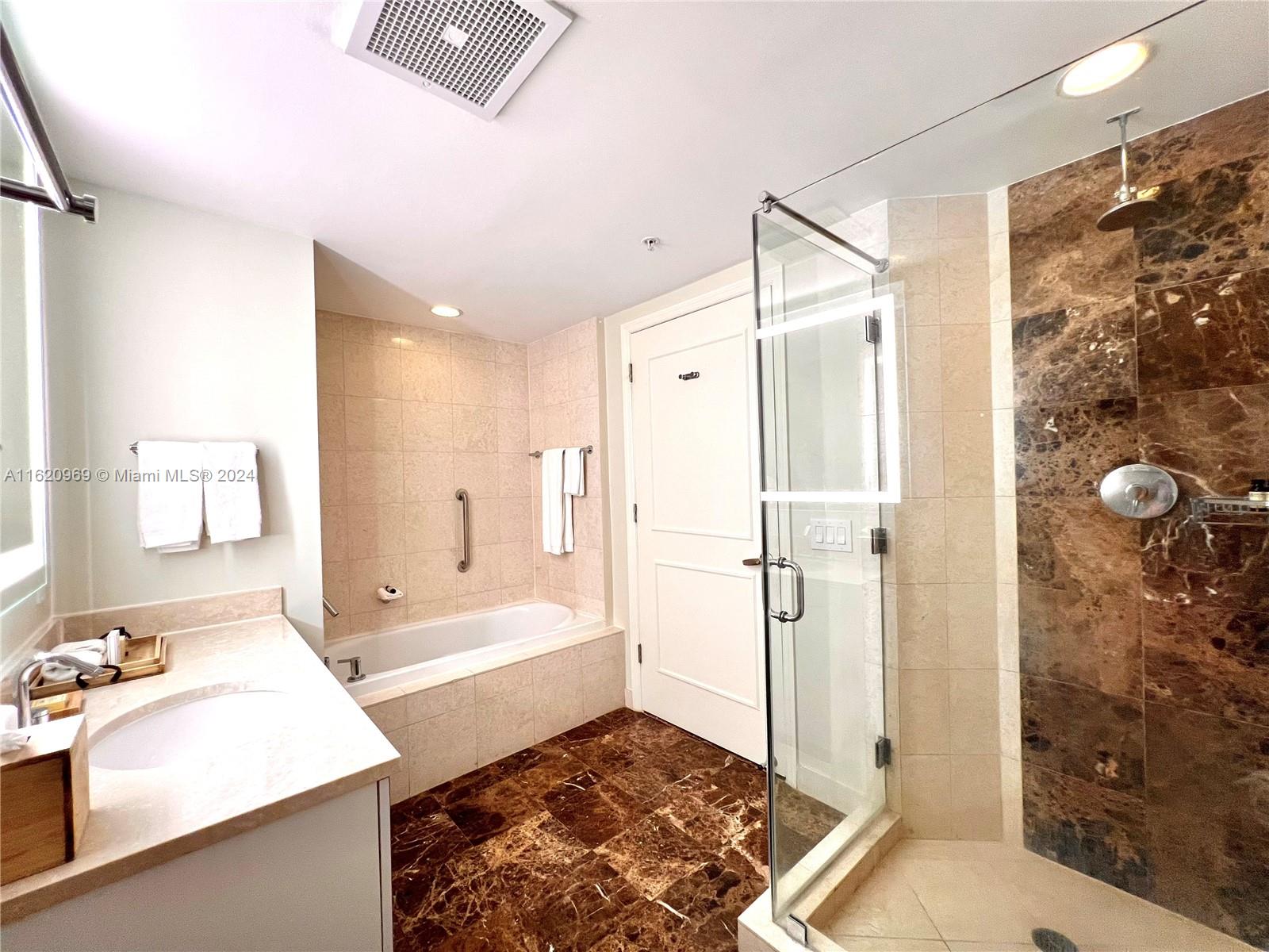 Q CLUB RESORT & RESIDENCE - Residential