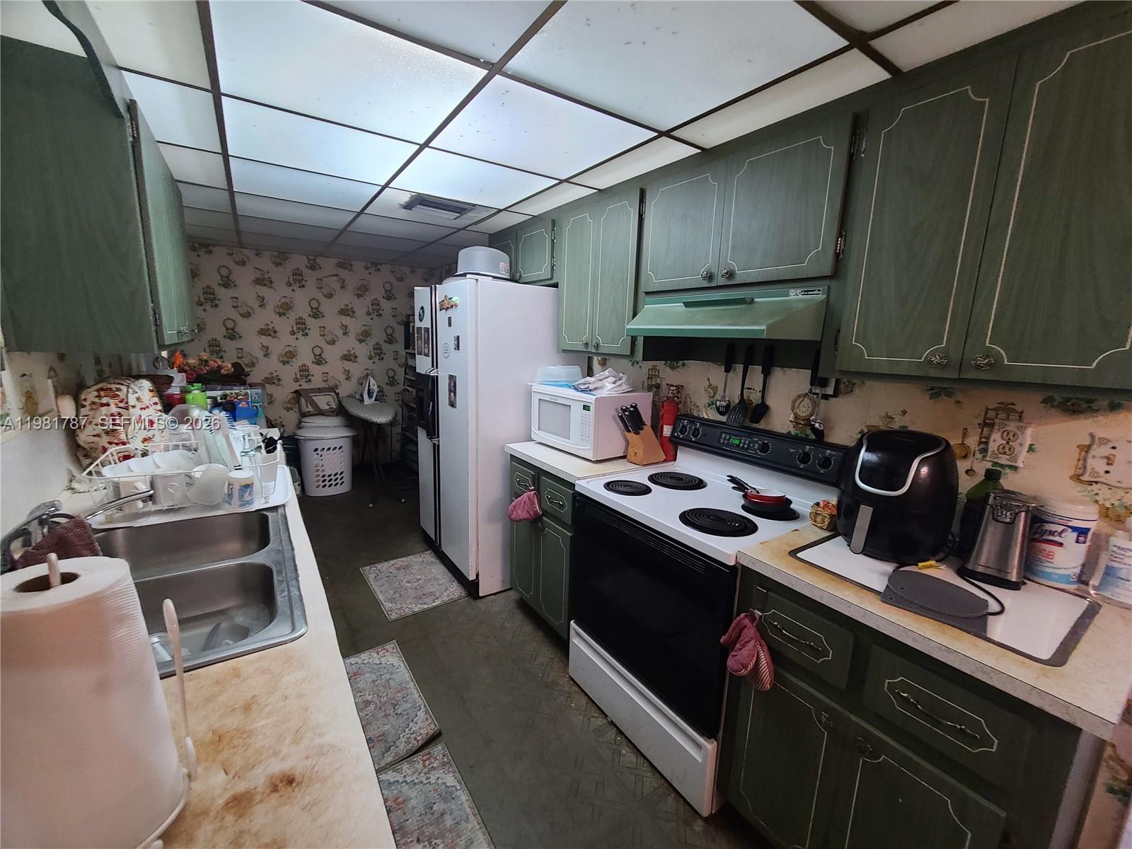 GREENDALE ESTATES SEC 1 - Residential