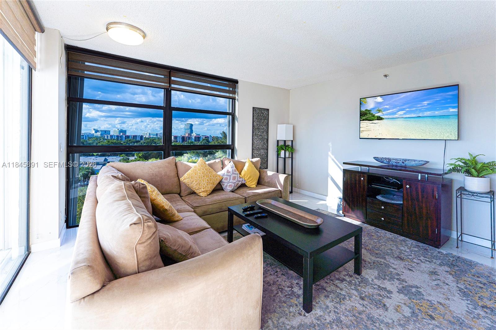 DELVISTA TOWERS CONDO TOW - Residential