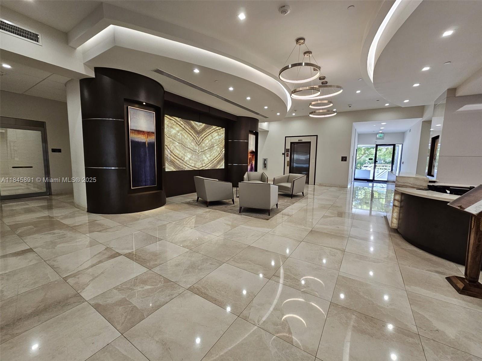 DELVISTA TOWERS CONDO TOW - Residential