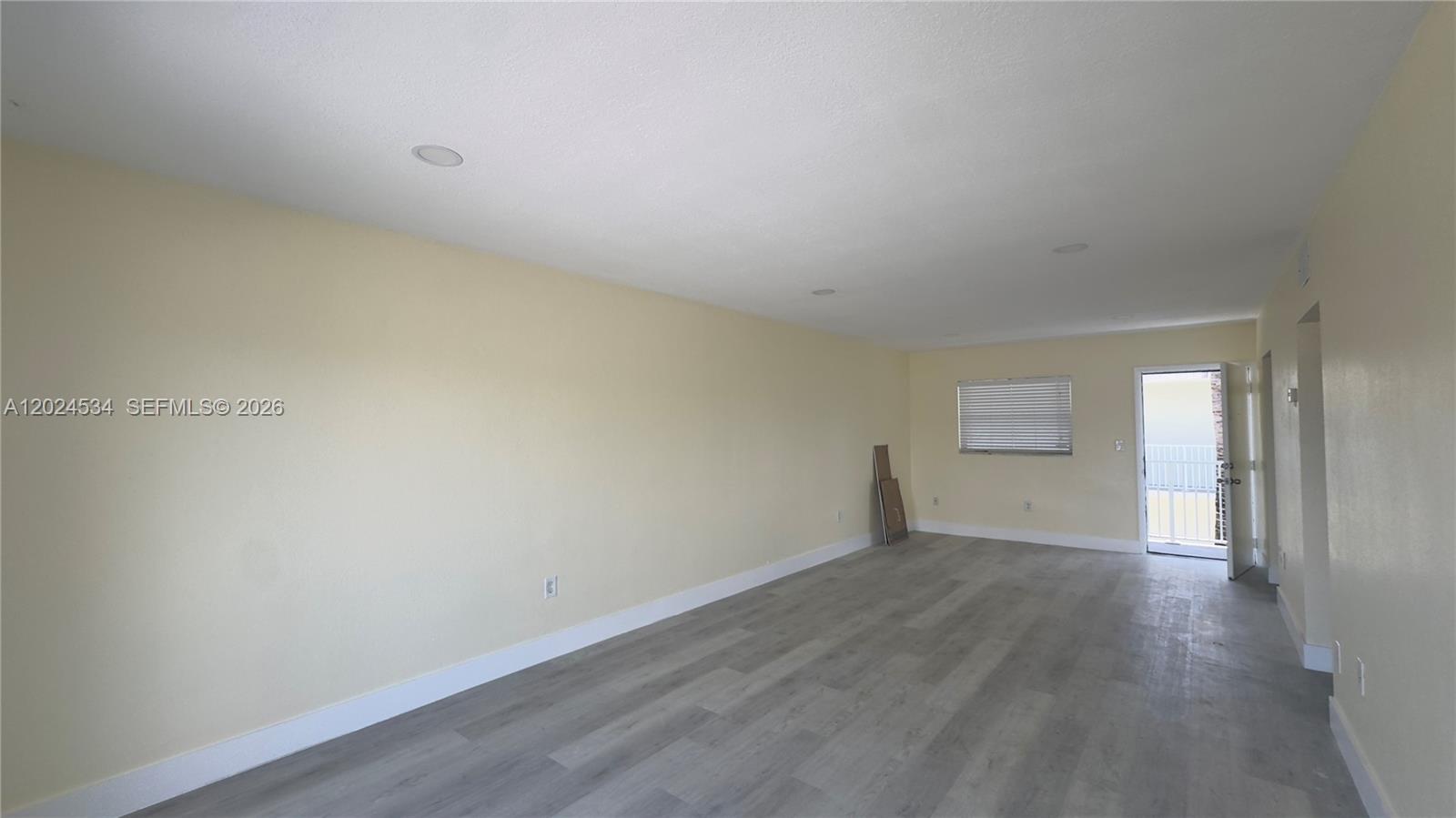 12890 NE 8th Ave 302