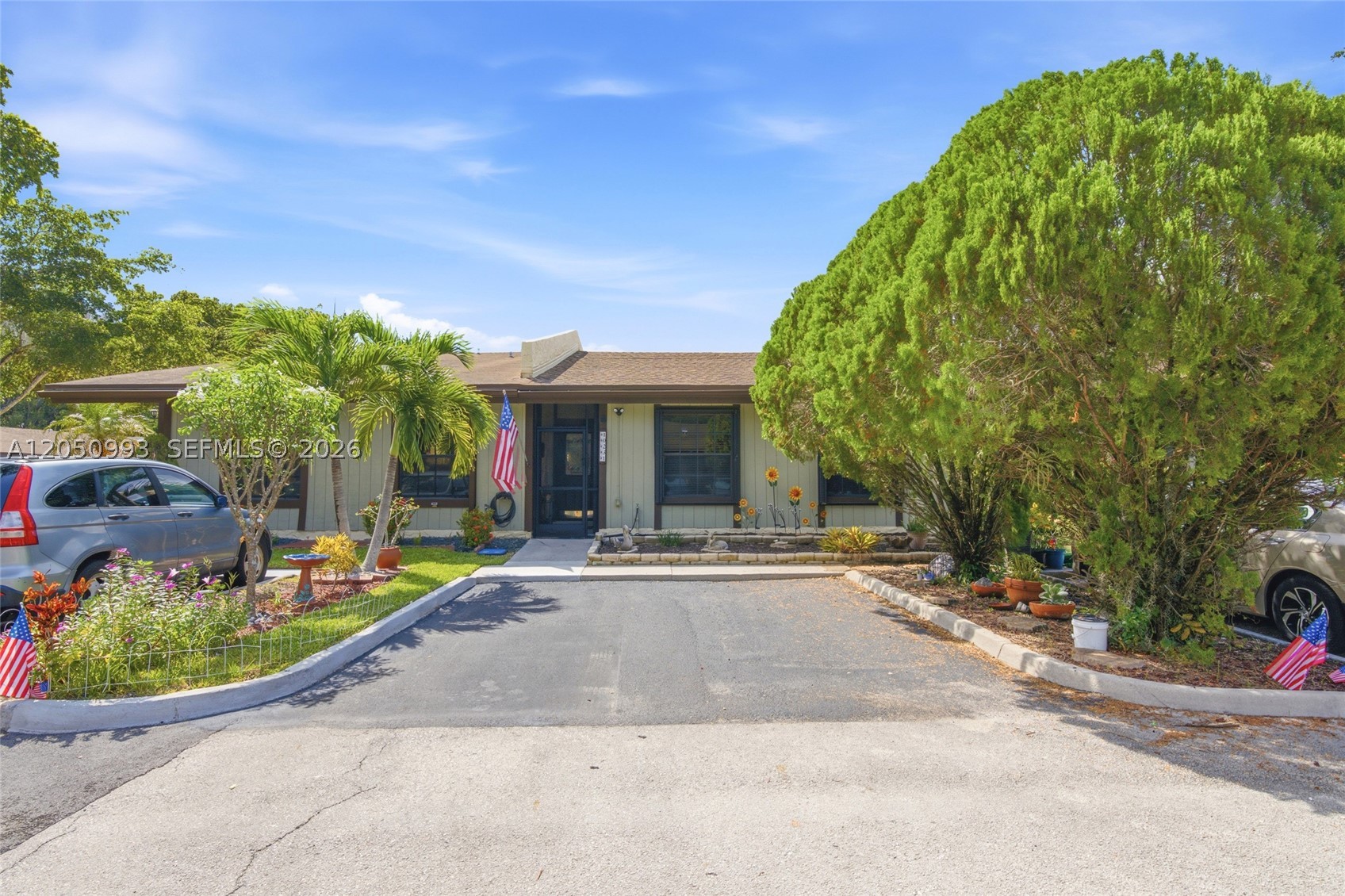 10231 Buttercup Ct