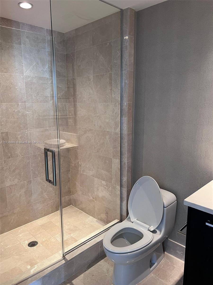 JADE OCEAN CONDO - Residential