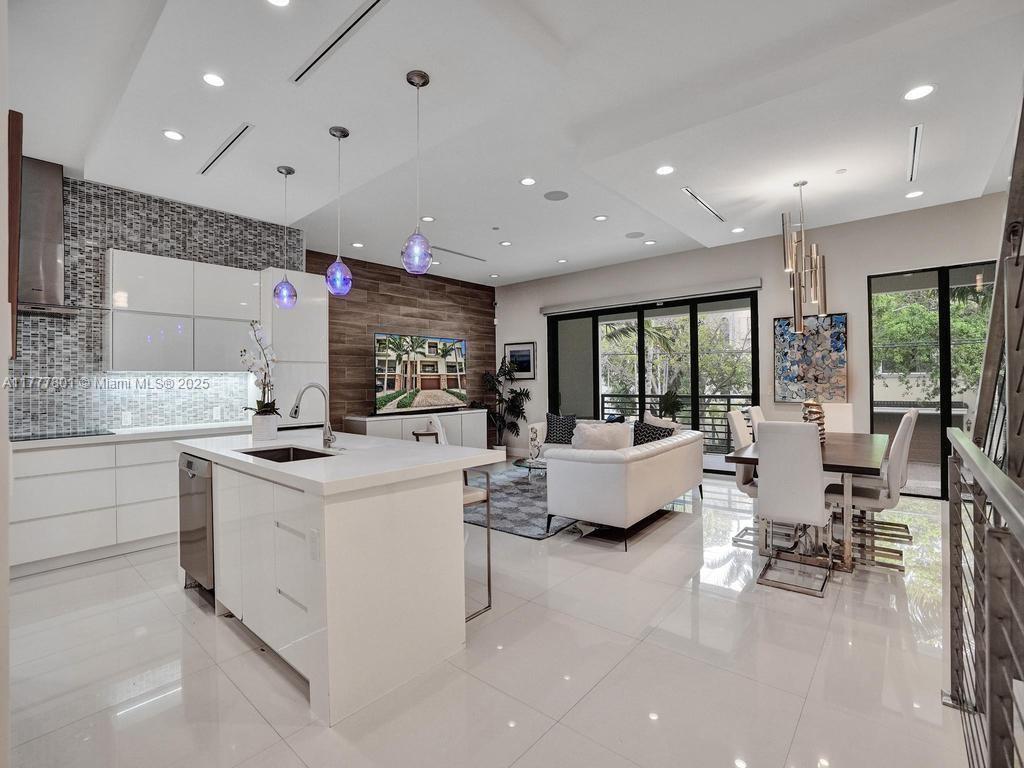 STRANAHANS SUB - Residential