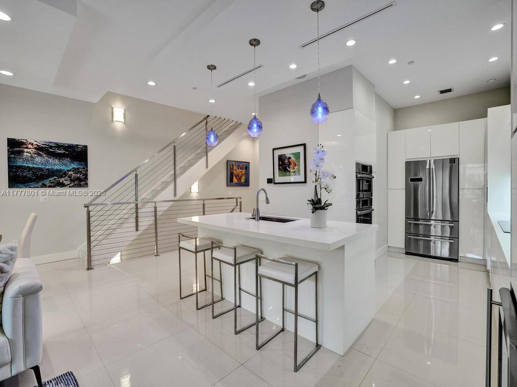 Property for Sale at 207 Ne 13th Ave 207, Fort Lauderdale, Broward County, Florida - Bedrooms: 4 
Bathrooms: 5  - $1,699,000