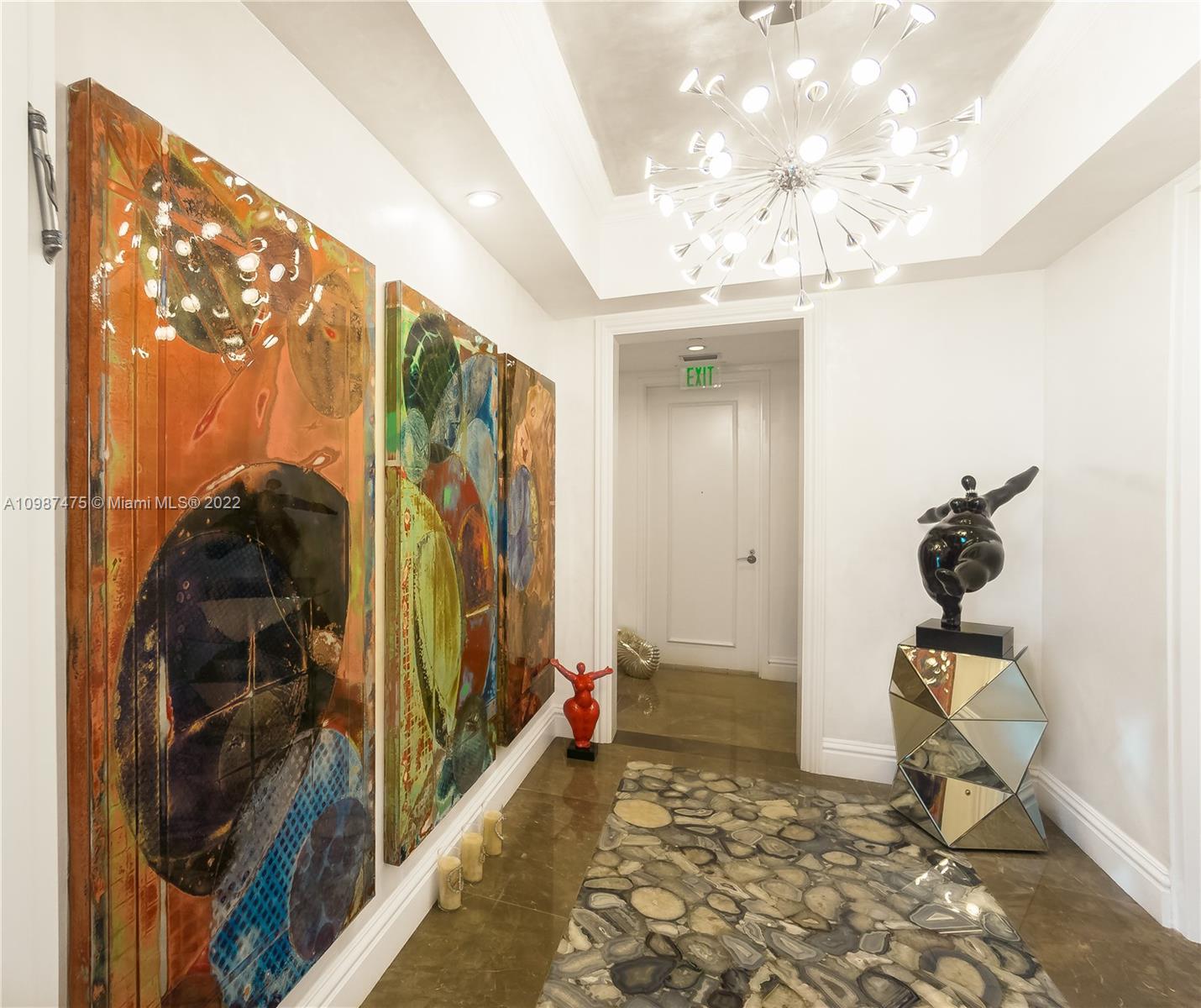 RITZ CARLTON BAL HARBOUR - Residential