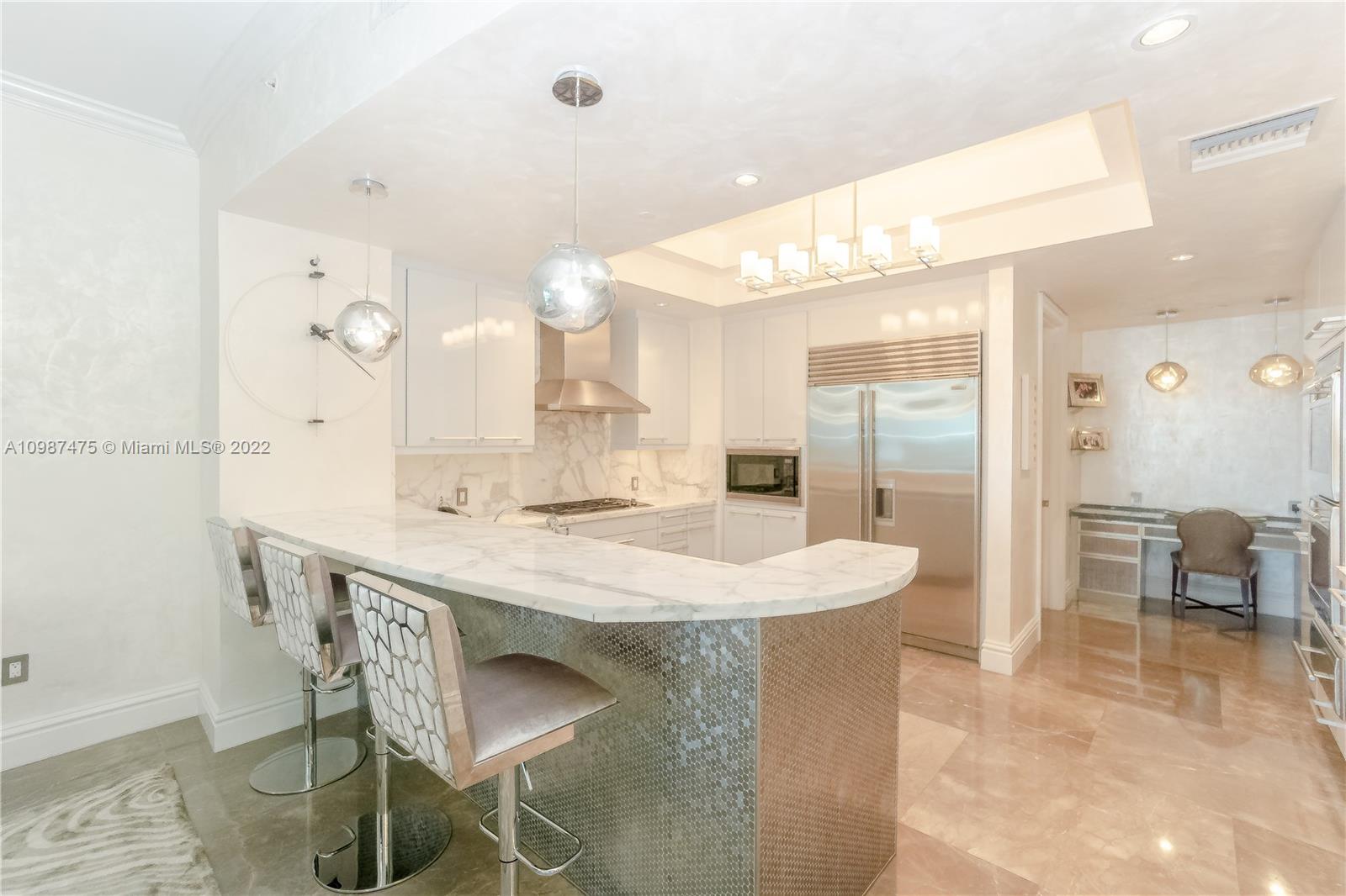 RITZ CARLTON BAL HARBOUR - Residential