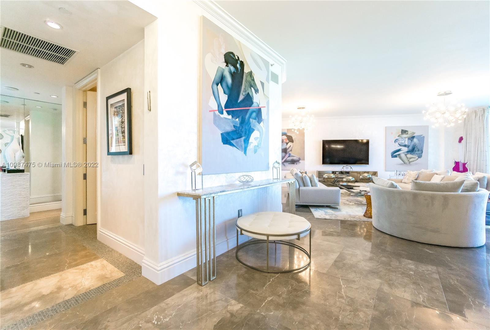 RITZ CARLTON BAL HARBOUR - Residential