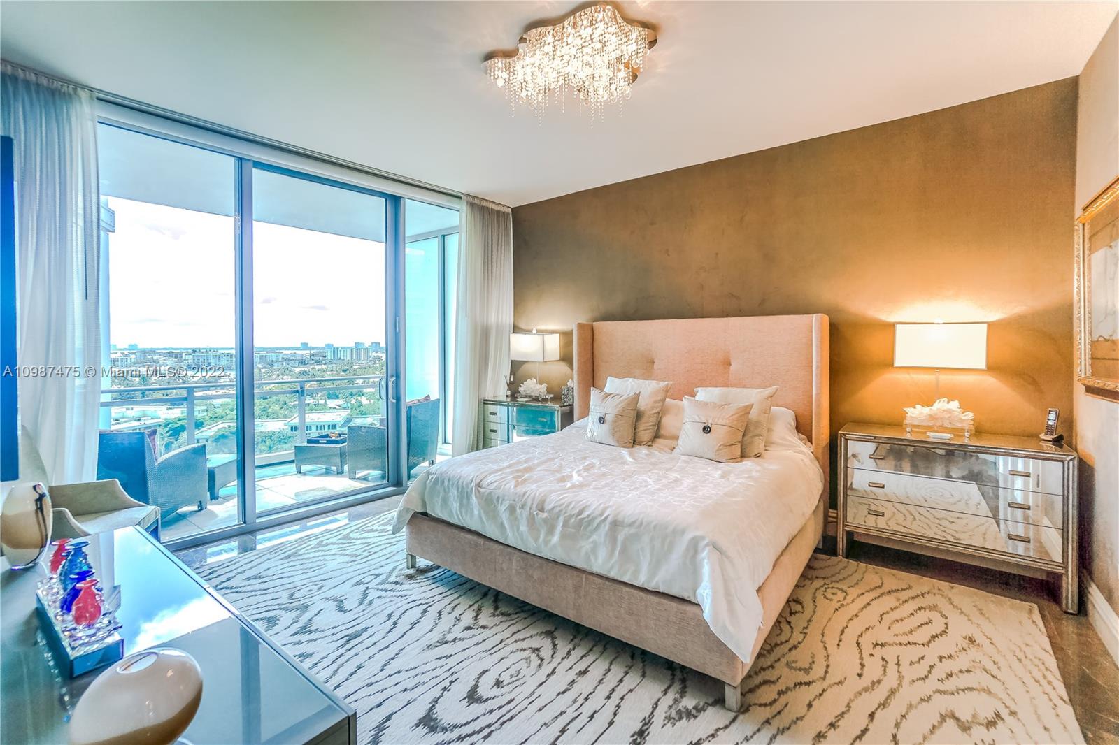 RITZ CARLTON BAL HARBOUR - Residential