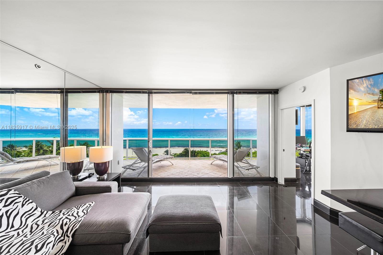 4779 Collins Ave 702