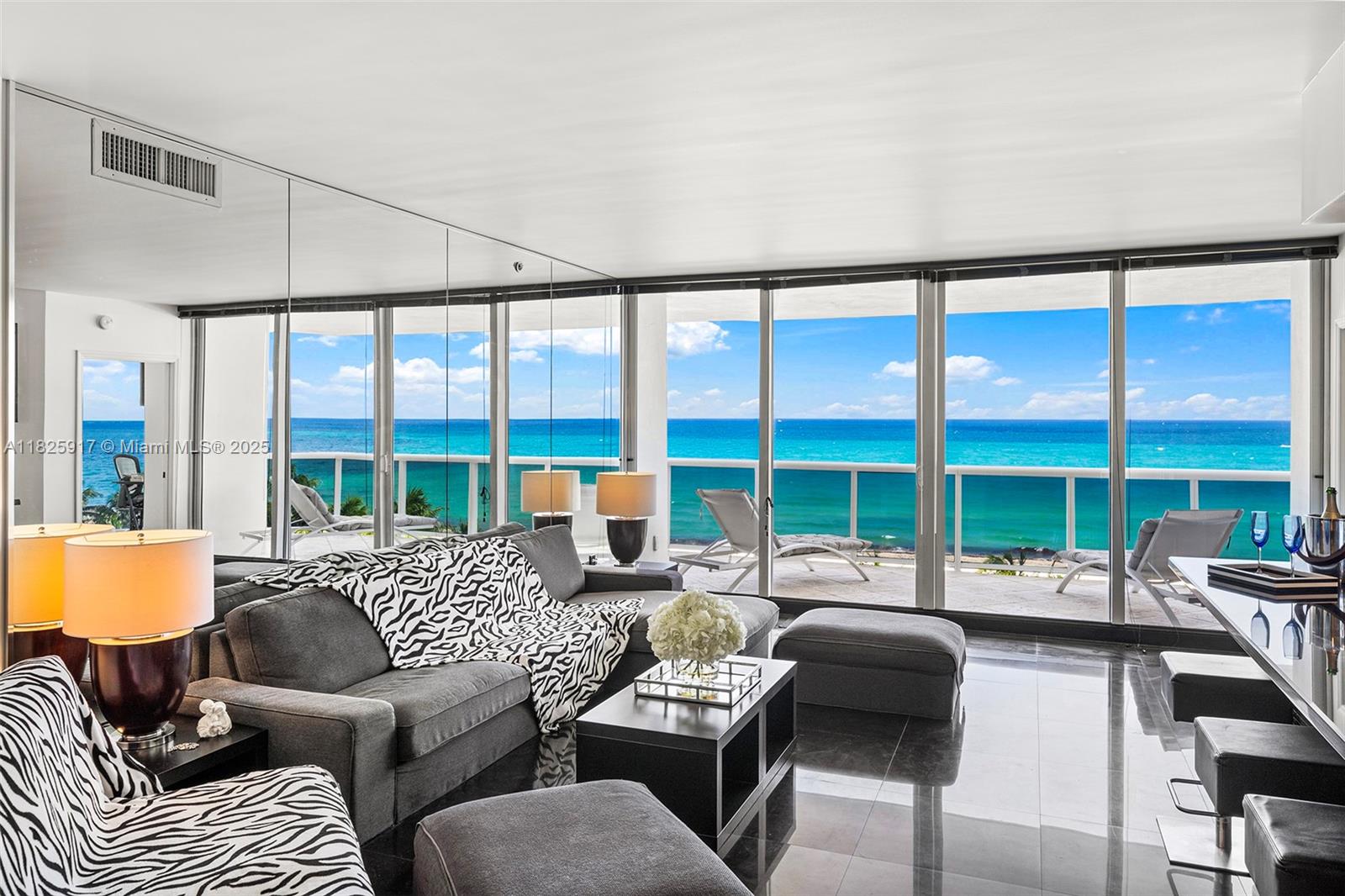 4779 Collins Ave 702