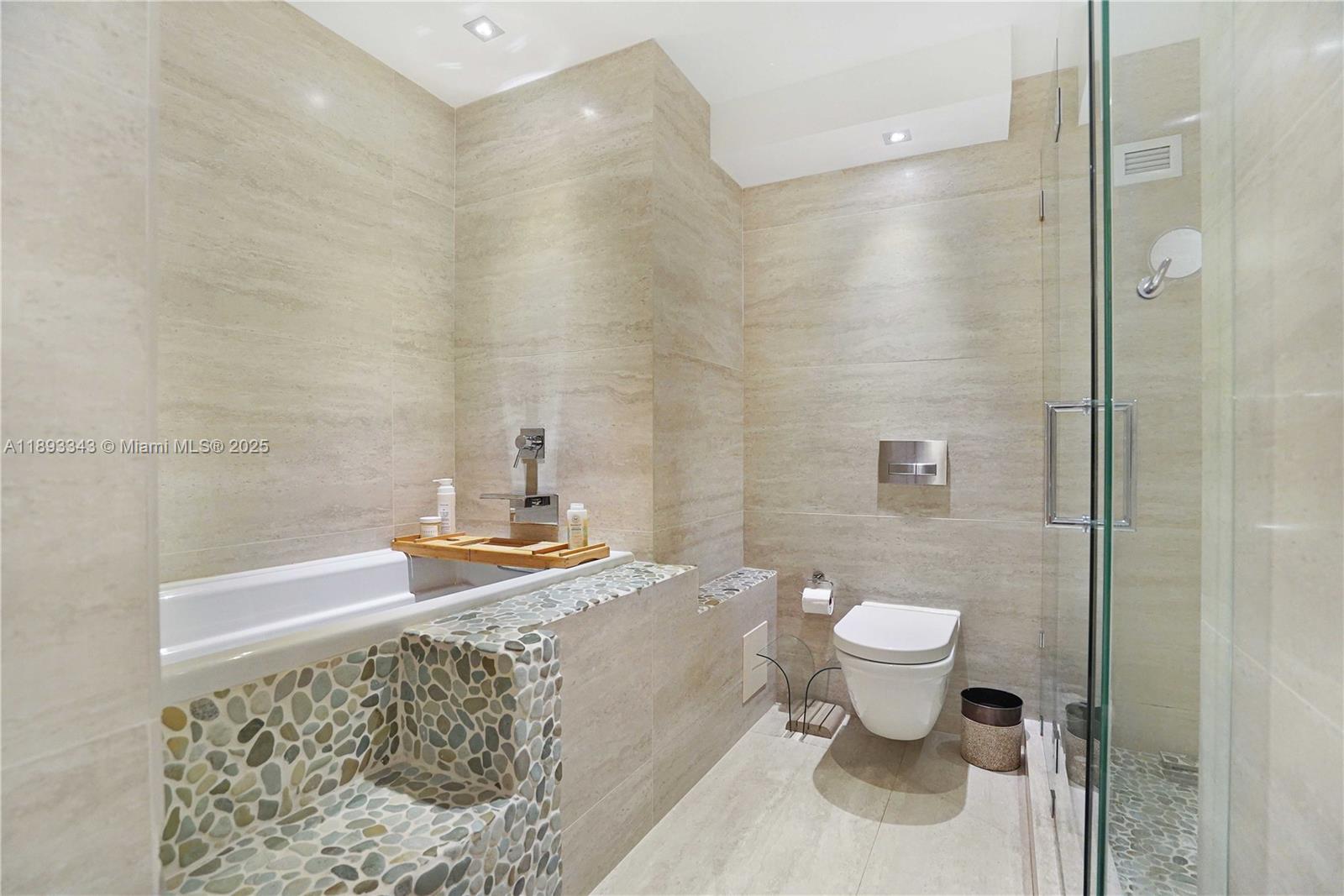 MIRADOR 1000 CONDO - Residential Lease